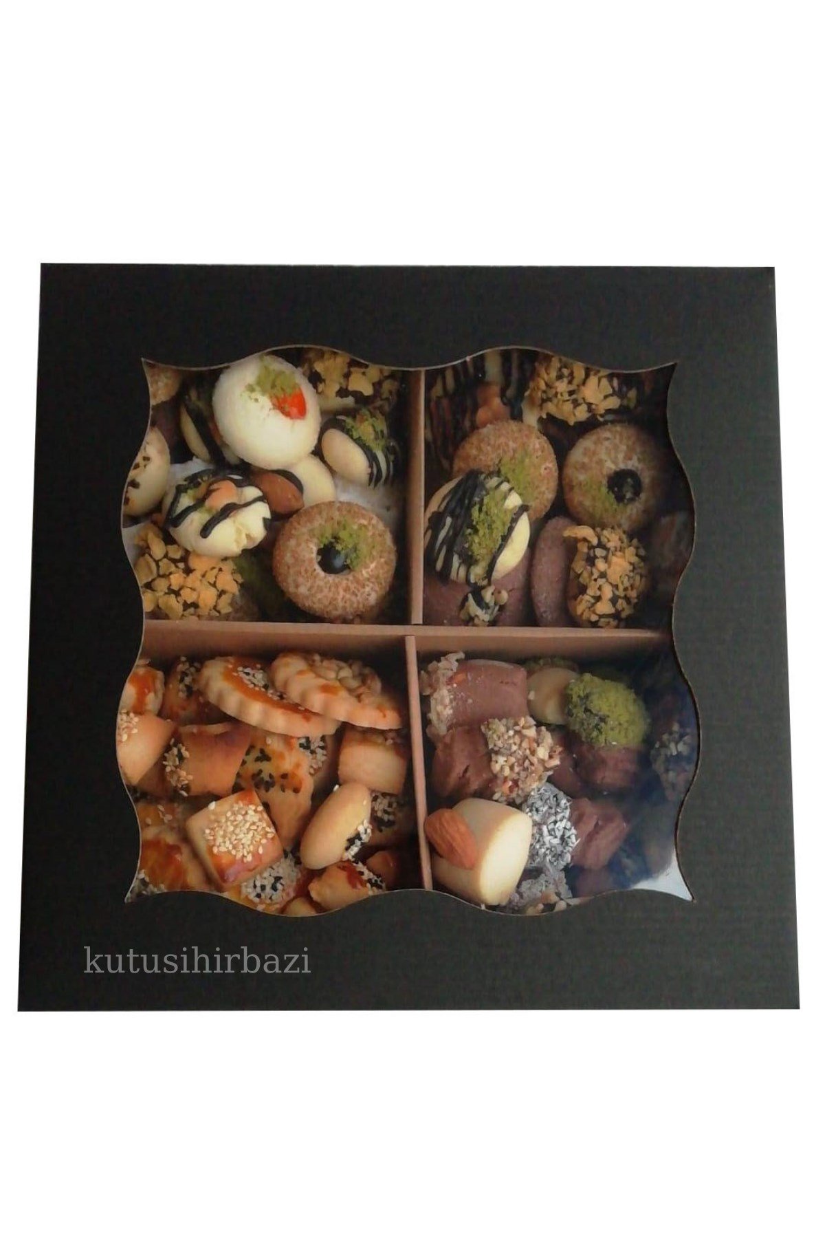 SEPERATÖRLÜ 23x23x6 SİYAH PENCERELİ KUTU