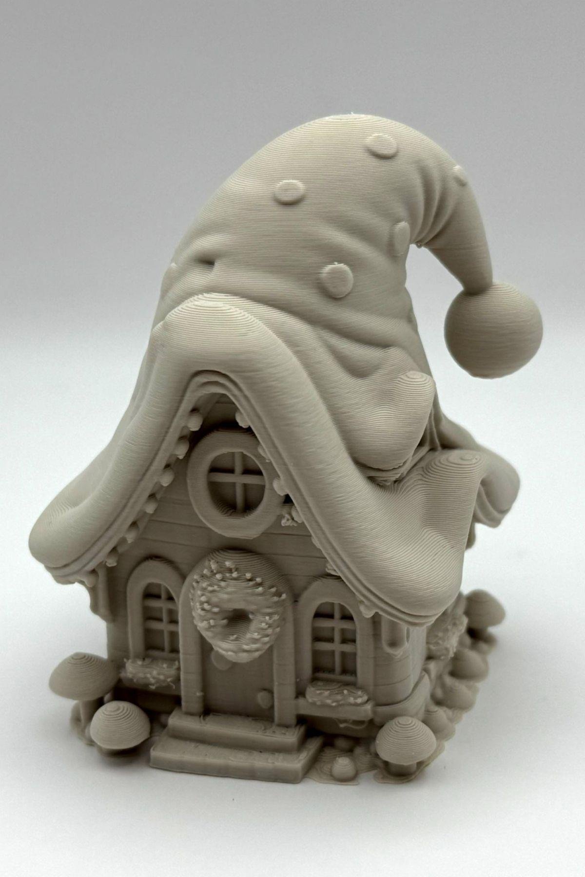 YILBAŞI ŞAPKASI EVİ FİGÜR