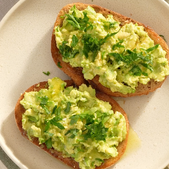 Avokado Tost Malzemeleri