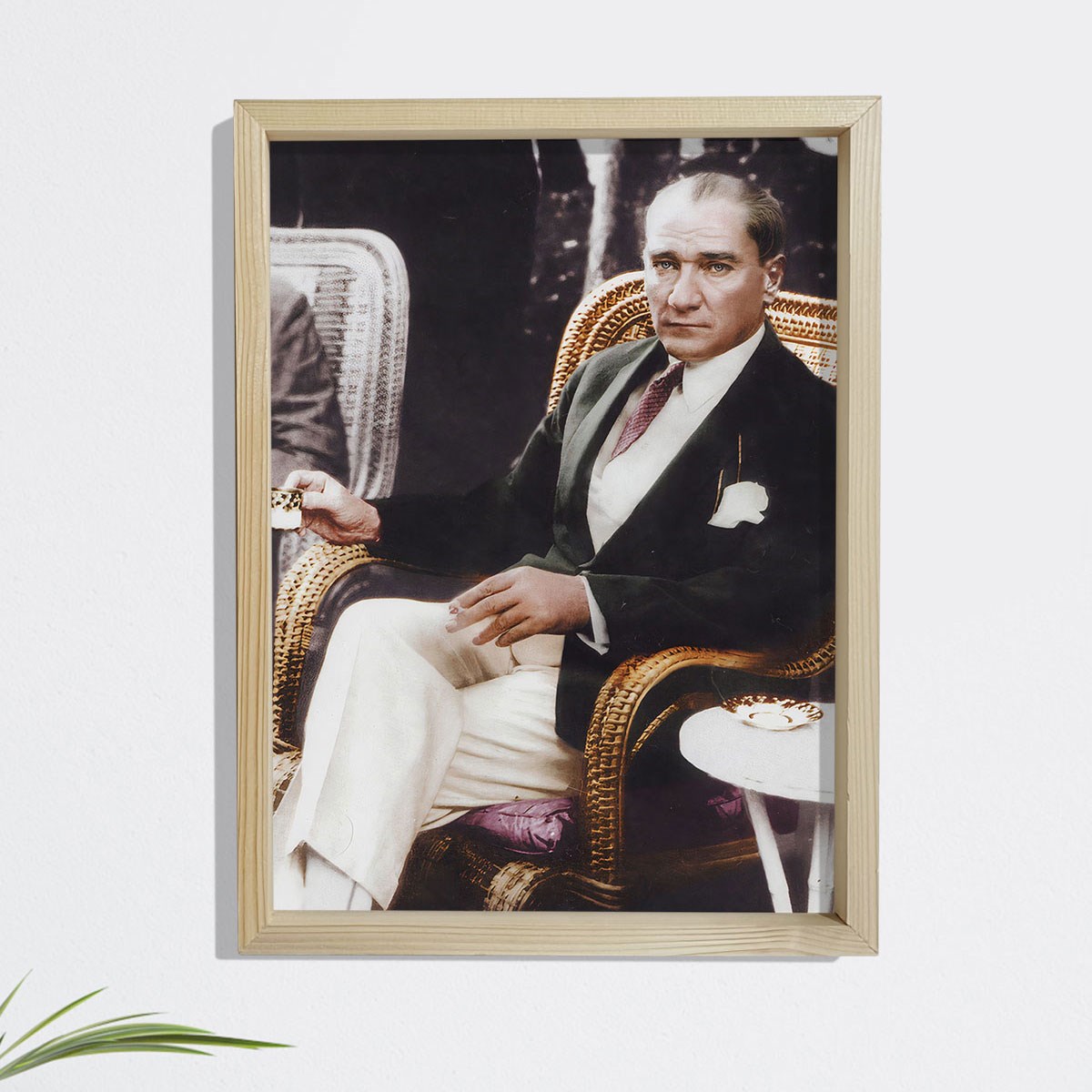 Dekor Loft Çam Ağacı Çerçeveli Atatürk Tablo 33x44 cm