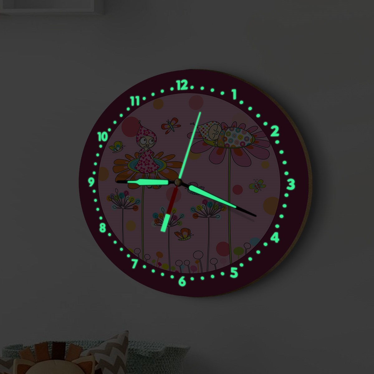 Dekor Loft Fosforlu Gece Parlayan Çocuk Odası Duvar Saati Ceren Bebek