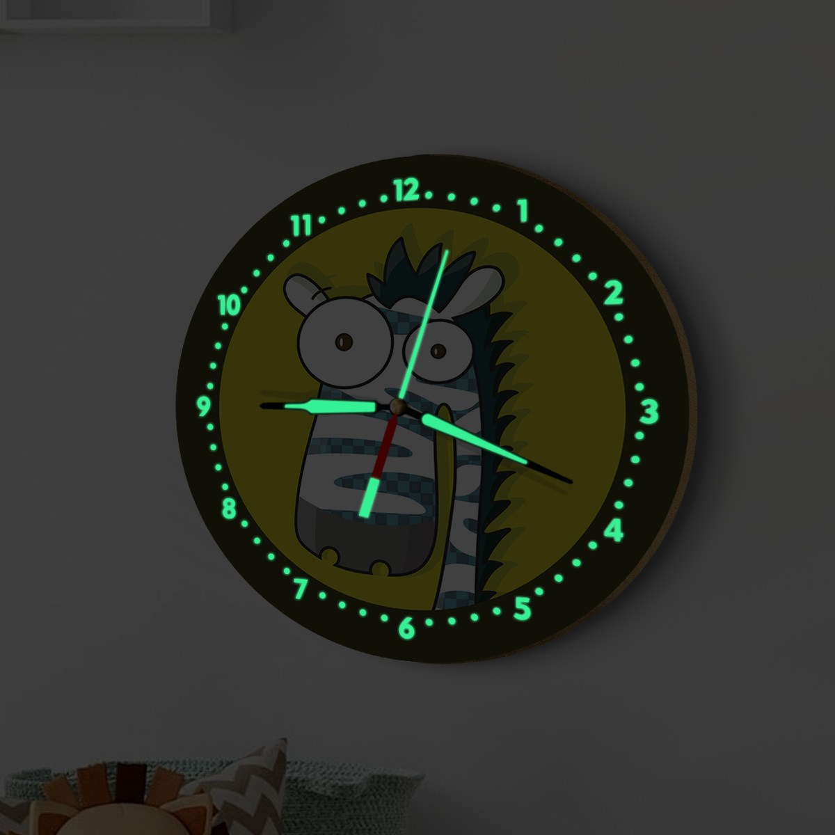 Dekor Loft Fosforlu Gece Parlayan Çocuk Odası Duvar Saati Zebra