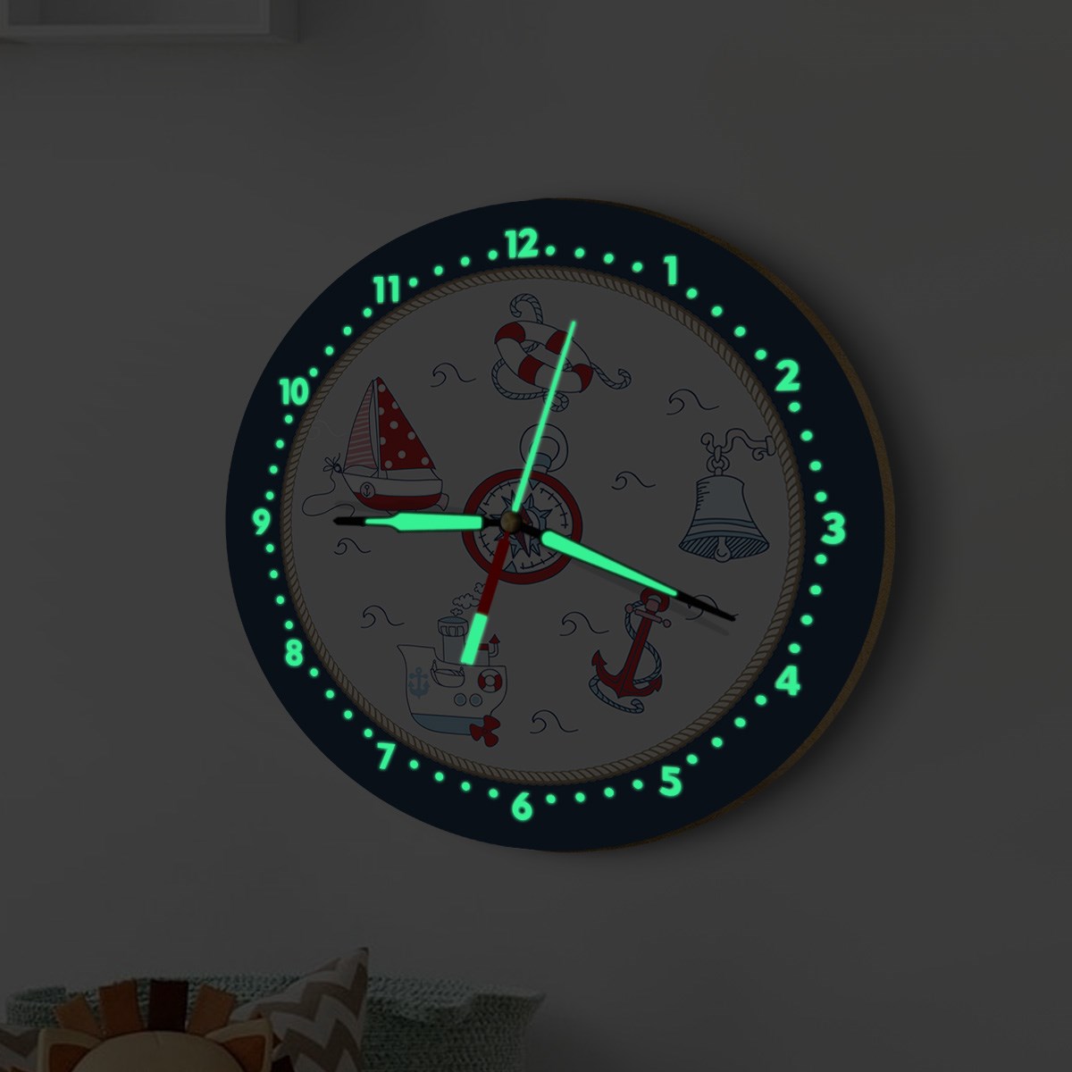 Dekor Loft Fosforlu Gece Parlayan Çocuk Odası Duvar Saati Denizci