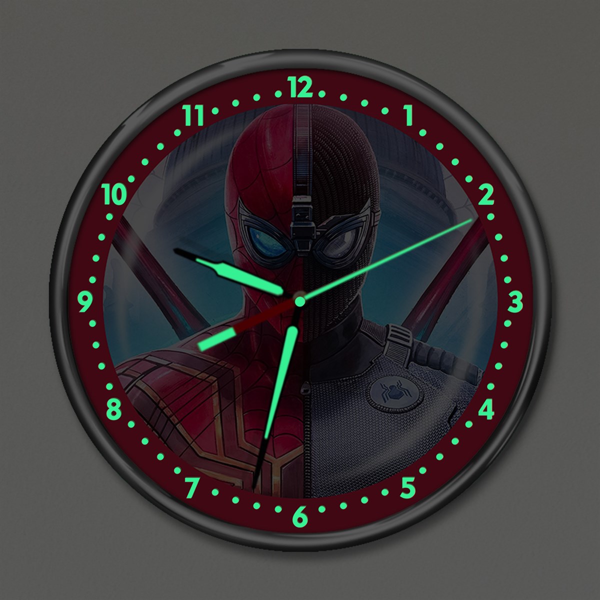 Dekor Loft Premium Gece Parlayan Örümcek Adam Çocuk Odası Duvar Saati PFS-1788