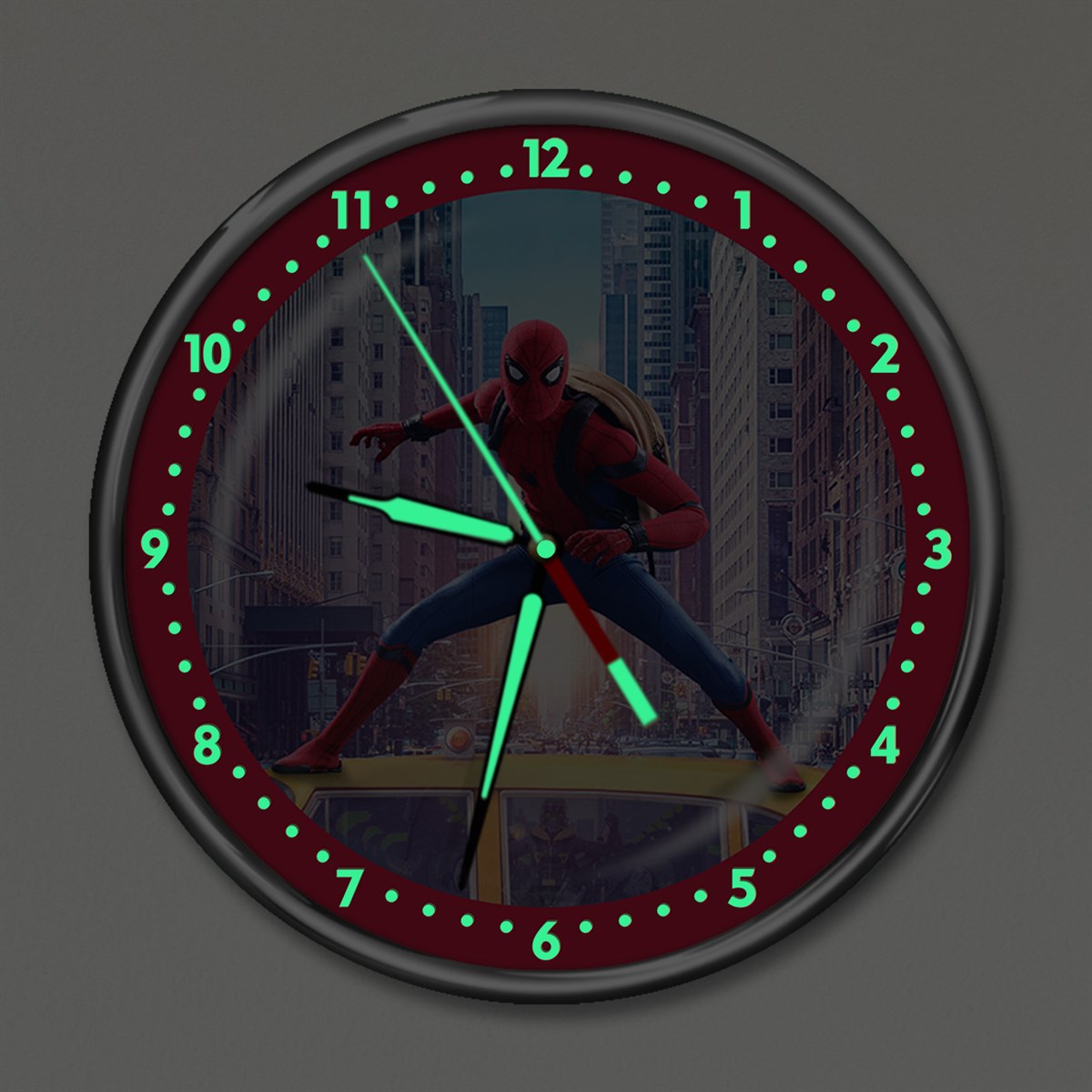 Dekor Loft Premium Gece Parlayan Örümcek Adam Çocuk Odası Duvar Saati PFS-1787