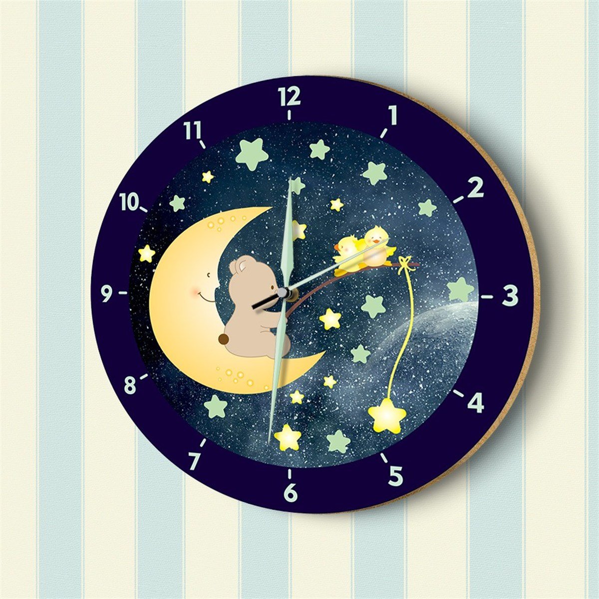 DekorLoft Aydede ve Sevimli Ayıcık Fosforlu Çocuk Odası Duvar Saati YFS-1451