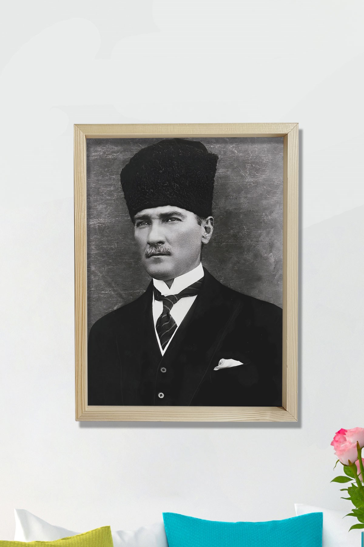 Doğal Çam Ağacı Çerçeveli Atatürk Tablo