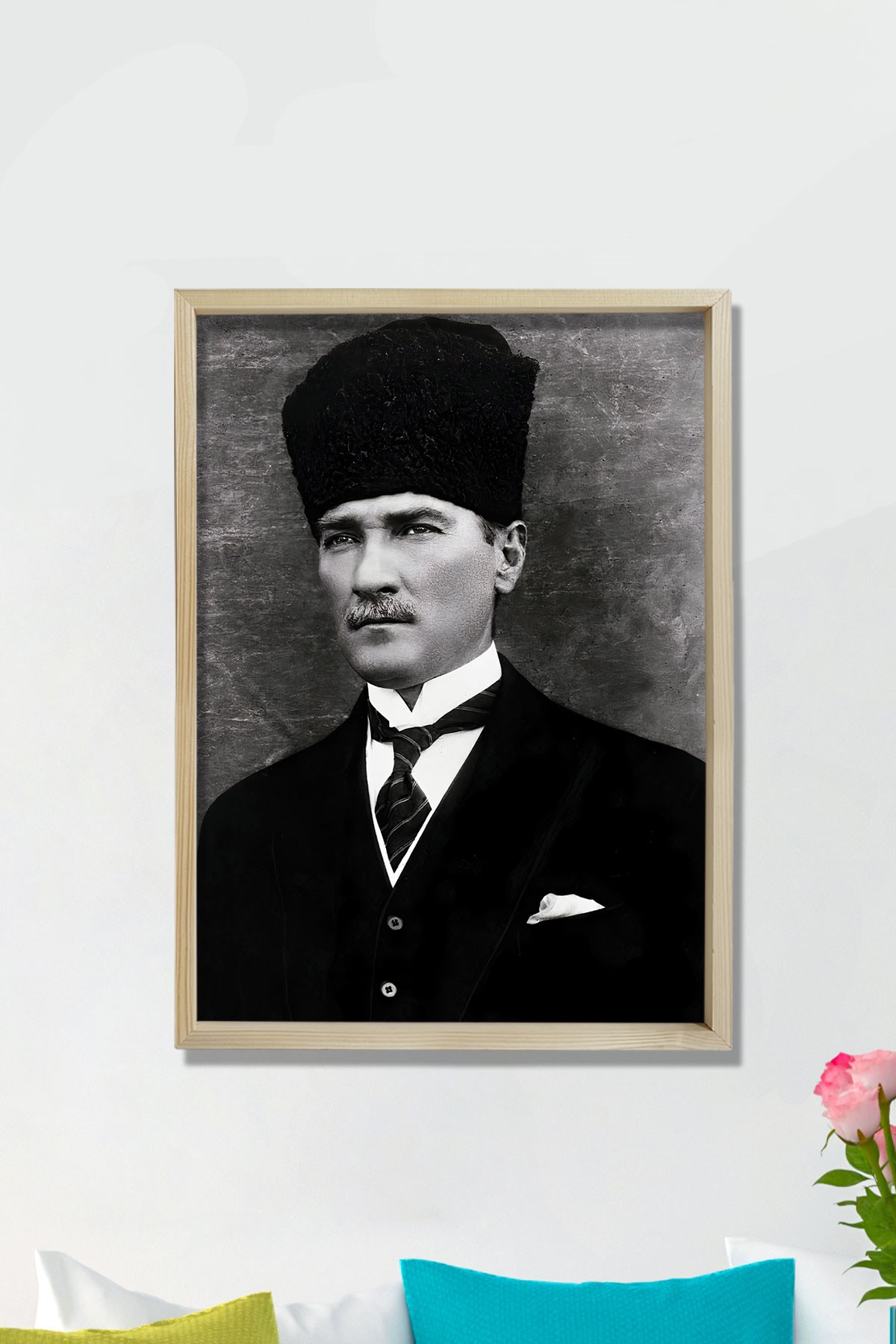 Doğal Çam Ağacı Çerçeveli Atatürk Tablo