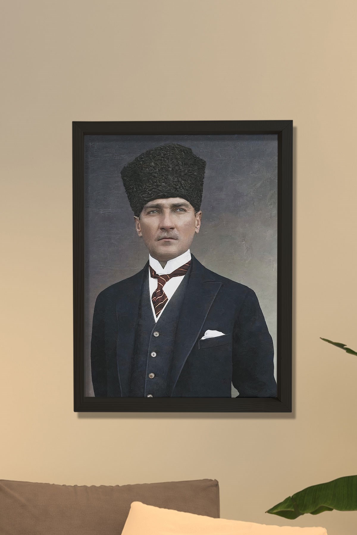 Doğal Çam Ağacı Çerçeveli Atatürk Tablo