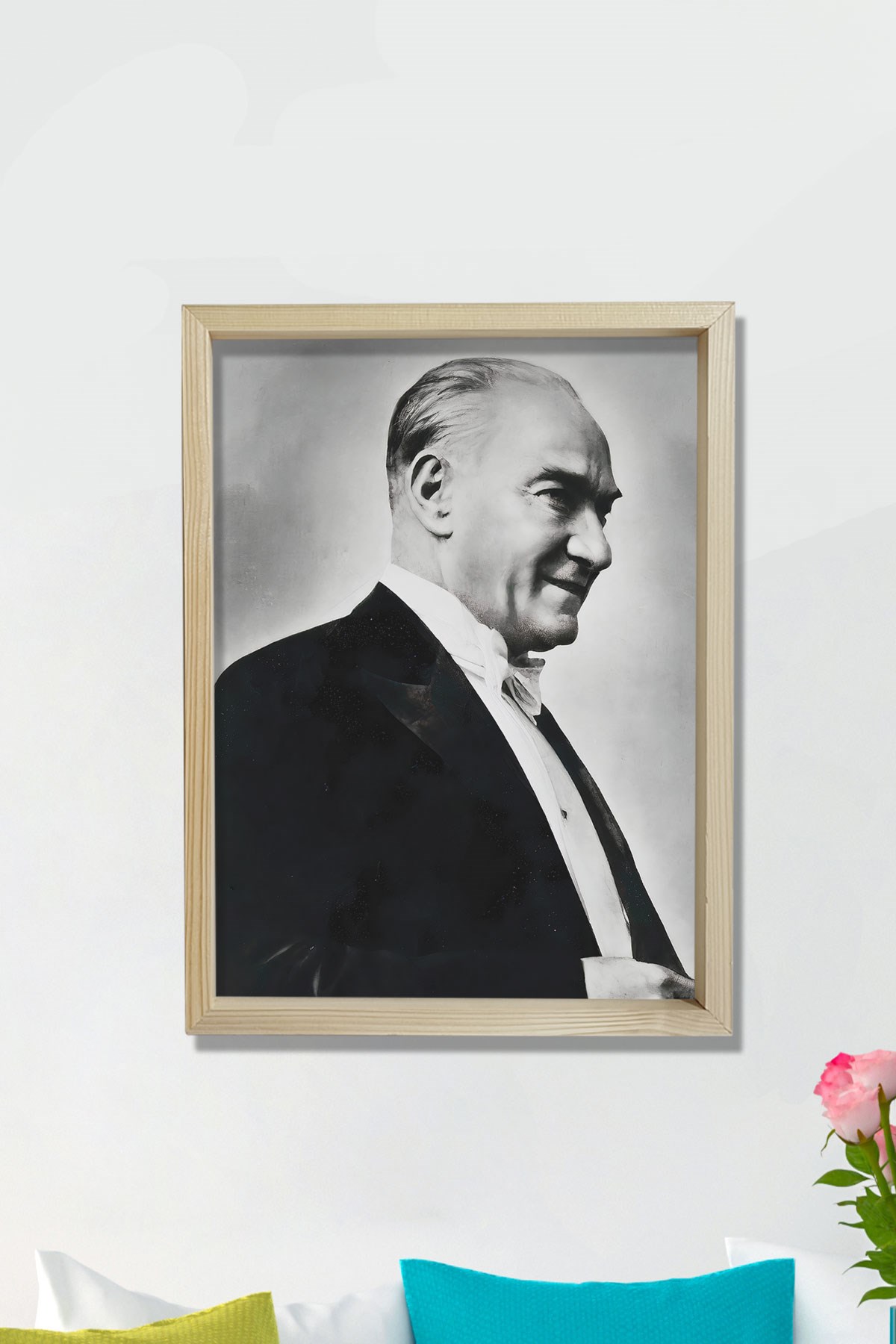 Doğal Çam Ağacı Çerçeveli Atatürk Tablo