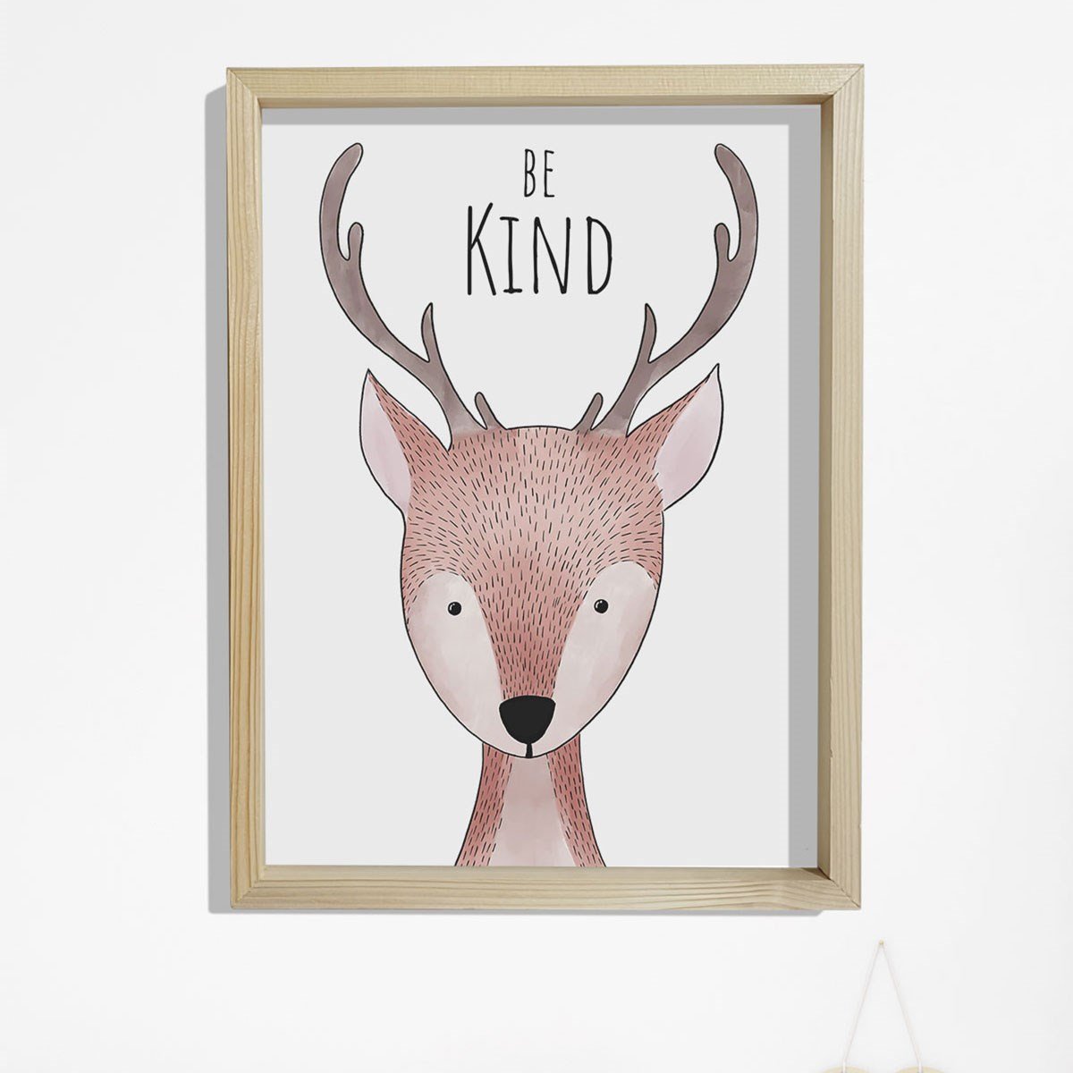 Doğal Çam Çerçeveli Bebek ve Çocuk Odası Duvar Tablosu Nazik Ol - Geyik