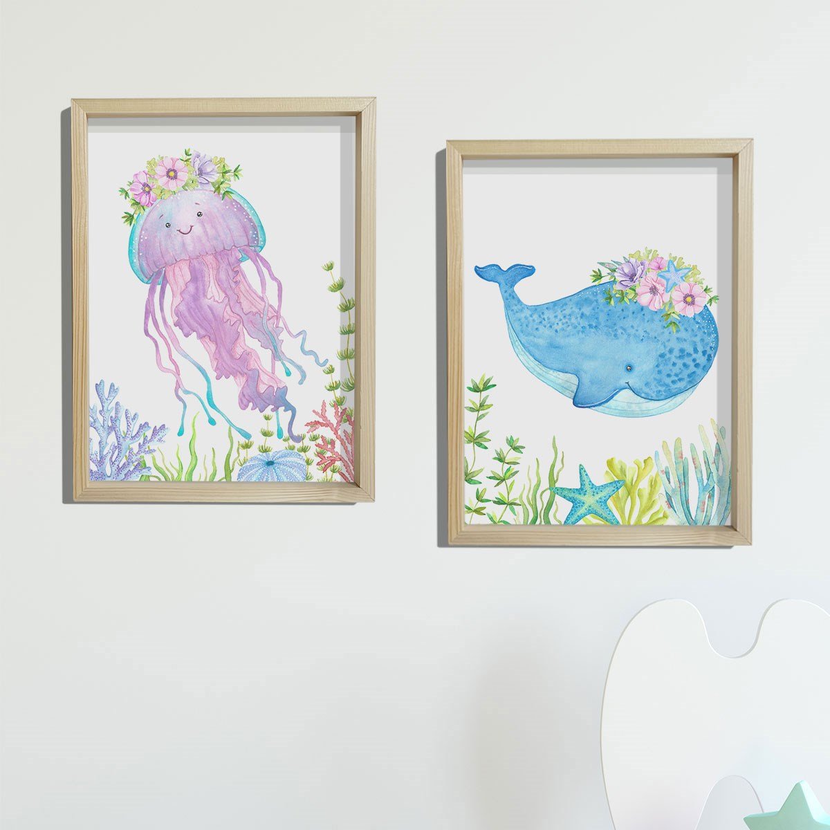 Doğal Çam Çerçeveli Bebek ve Çocuk Odası Duvar Tablosu Çiçekli Deniznaası ve Balina