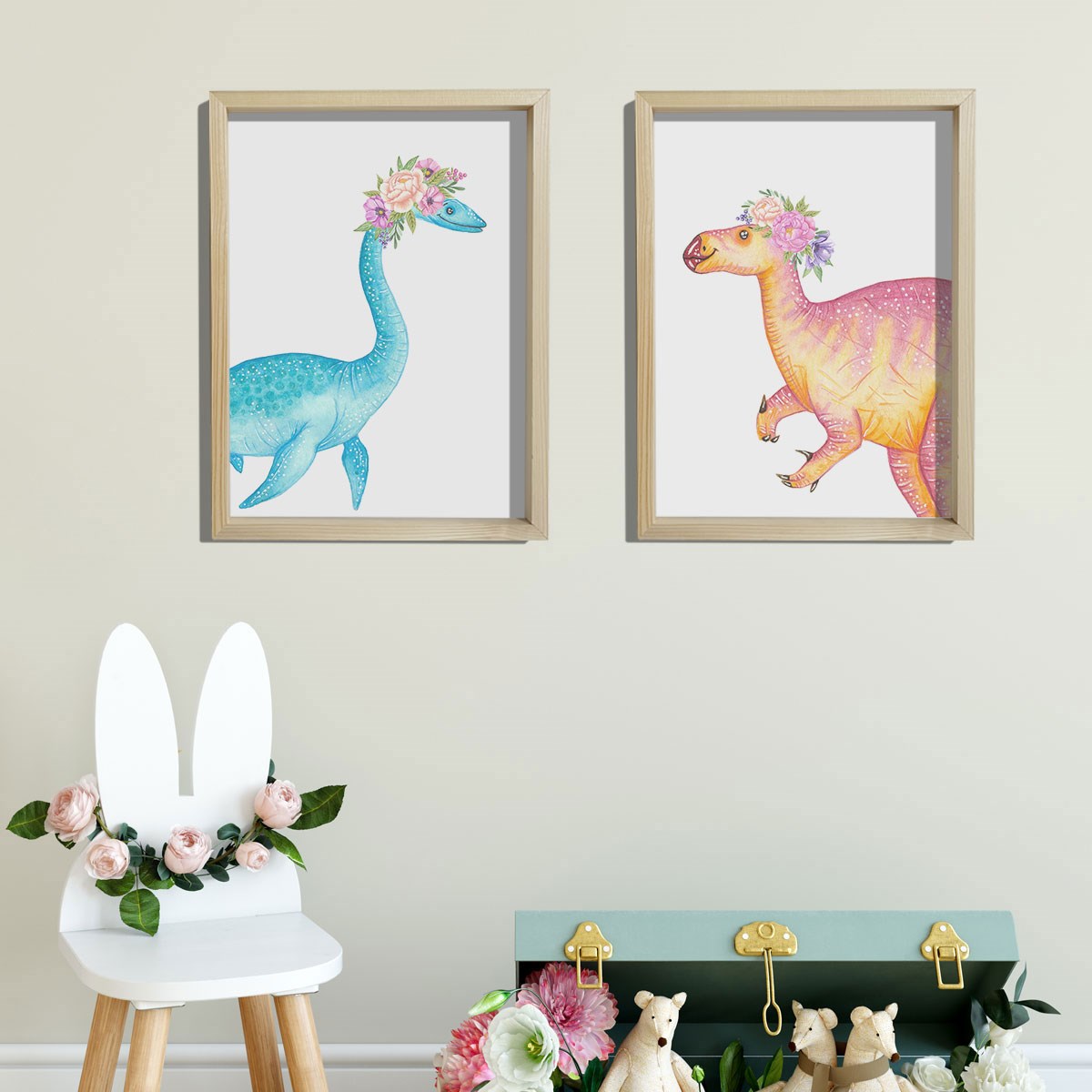 Doğal Çam Çerçeveli Bebek ve Çocuk Odası Duvar Tablosu Sevimli Çiçekli Dinazorlar