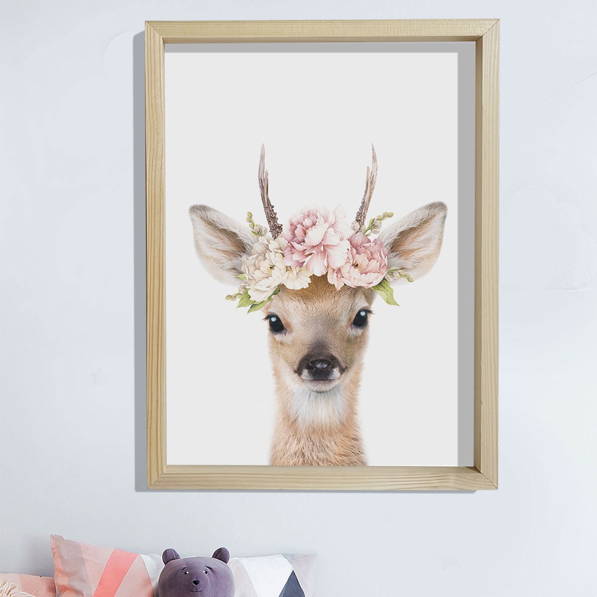 Doğal Çam Çerçeveli Bebek ve Çocuk Odası Duvar Tablosu Çiçekli Ceylan