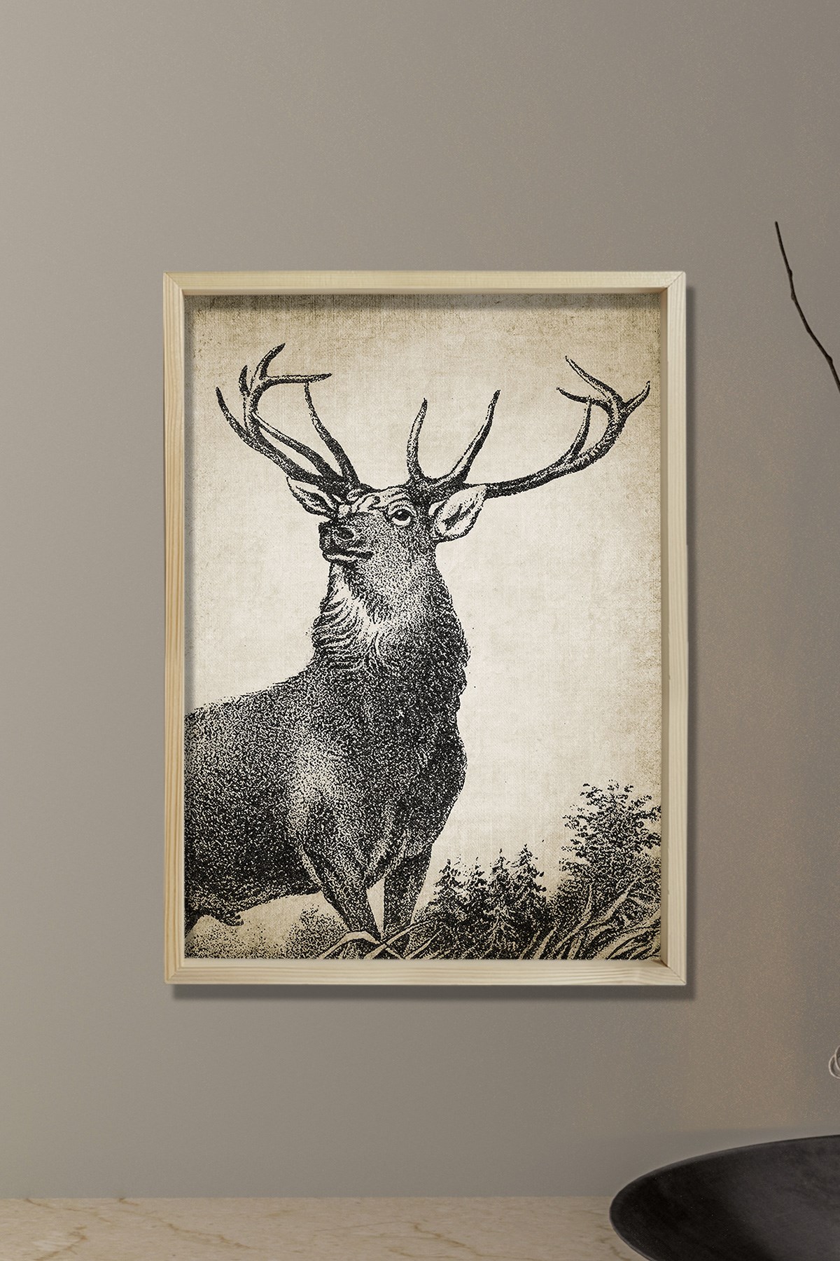 Doğal Çam Çerçeveli Duvar Tablosu Geyik Kurşun Kalem Çizimi