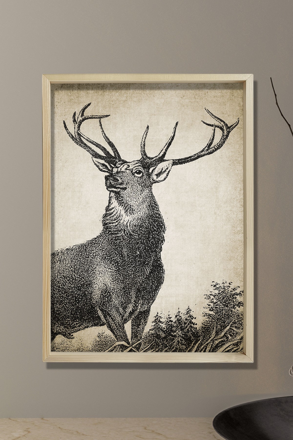 Doğal Çam Çerçeveli Duvar Tablosu Geyik Kurşun Kalem Çizimi