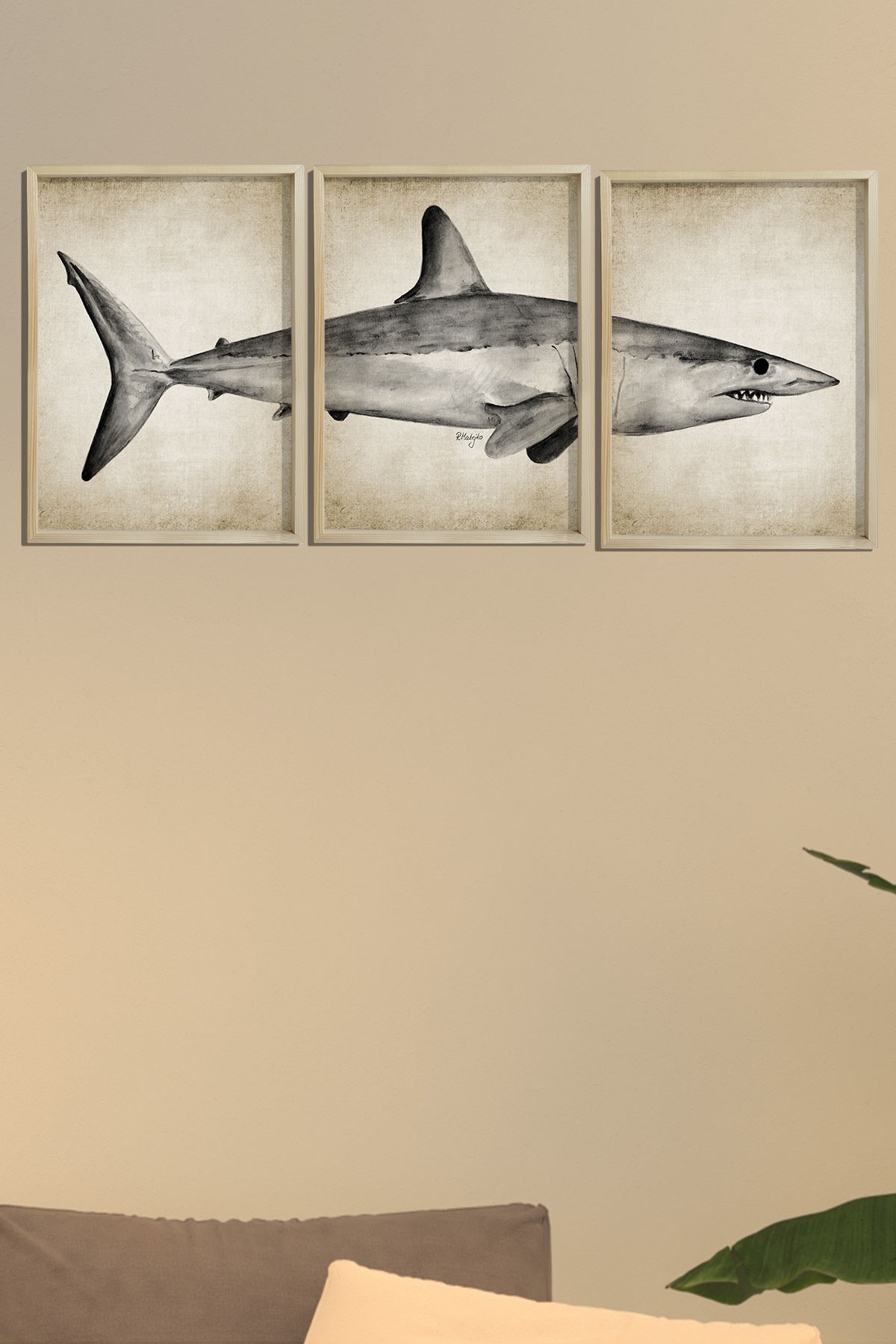 Doğal Çam Çerçeveli Duvar Tablosu Mako Köpekbalığı Triptik Boyama