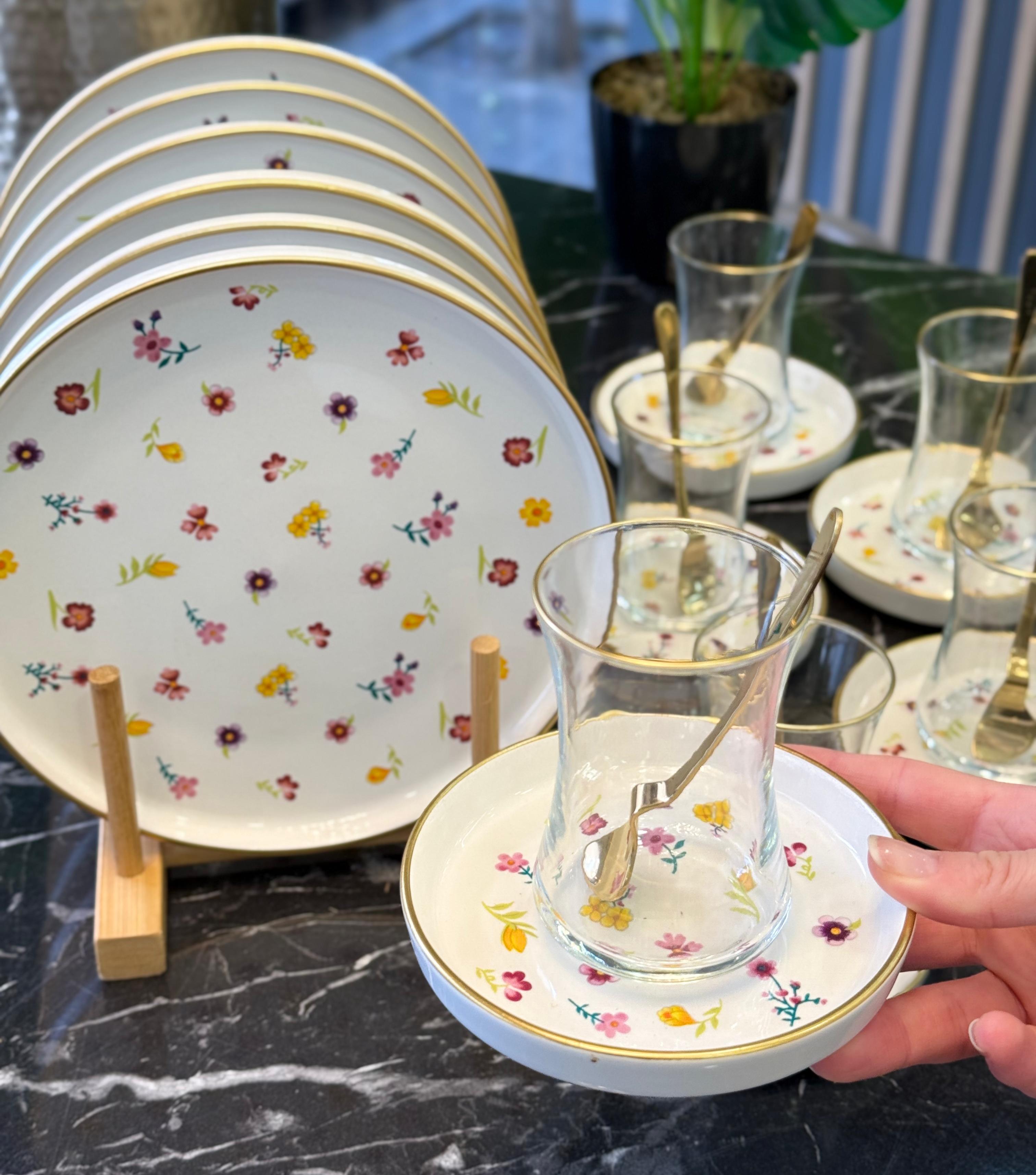 18 Parça Modern Blossom Pasta Çay Saati Seti
