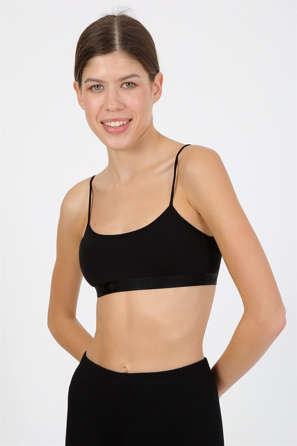 Akbeniz İp Askılı Pedli Büstiyer 2147