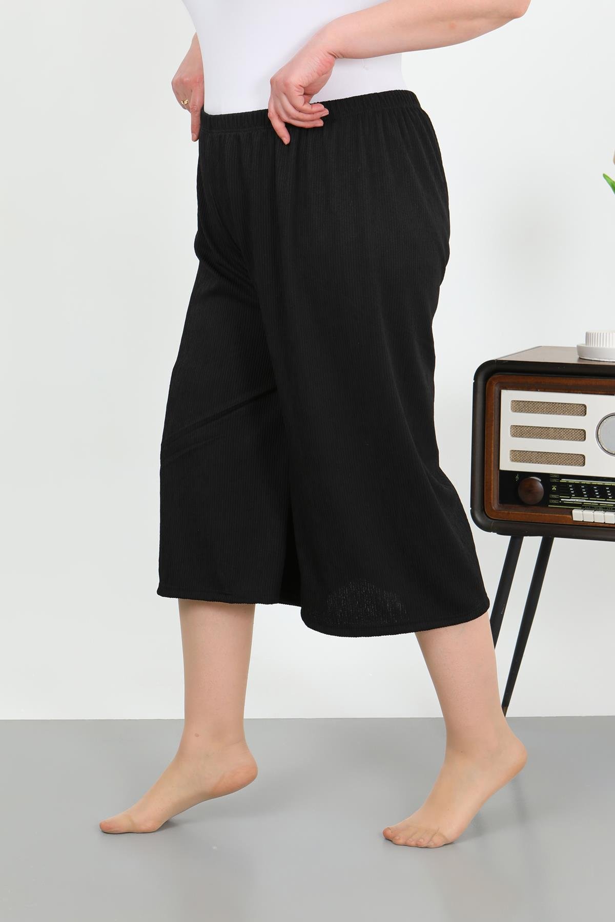 Akbeniz Kadın Büyük Beden Bürümcük Kapri 27561Siyah