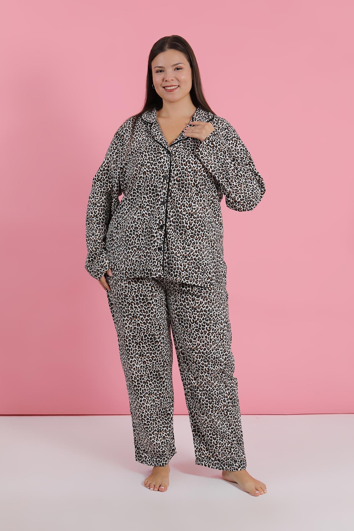 Akbeniz Kadın Büyük Beden Leopar Desenli Düğmeli Pijama Takımı