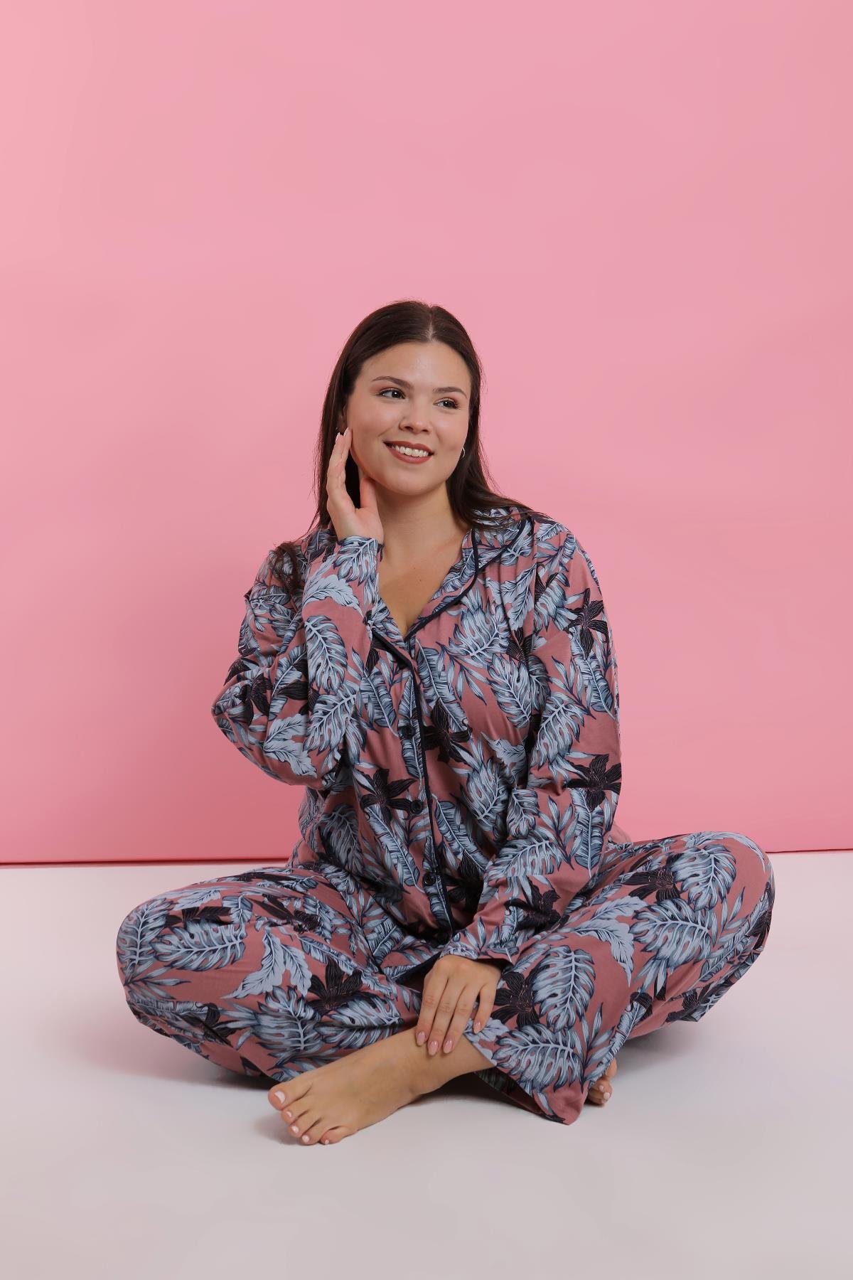 Akbeniz Kadın Büyük Beden Somon Yaprak Desenli Düğmeli Pijama Takımı