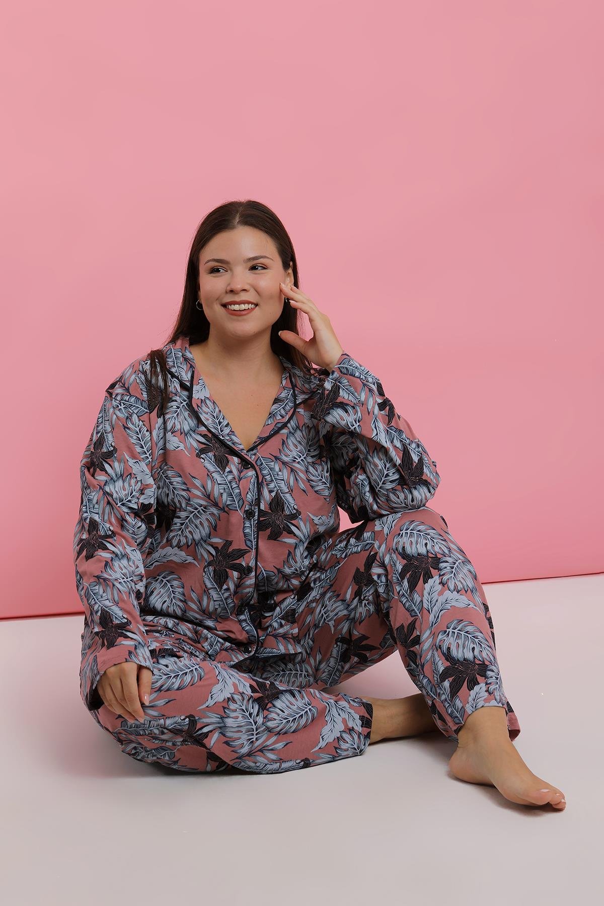 Akbeniz Kadın Büyük Beden Somon Yaprak Desenli Düğmeli Pijama Takımı