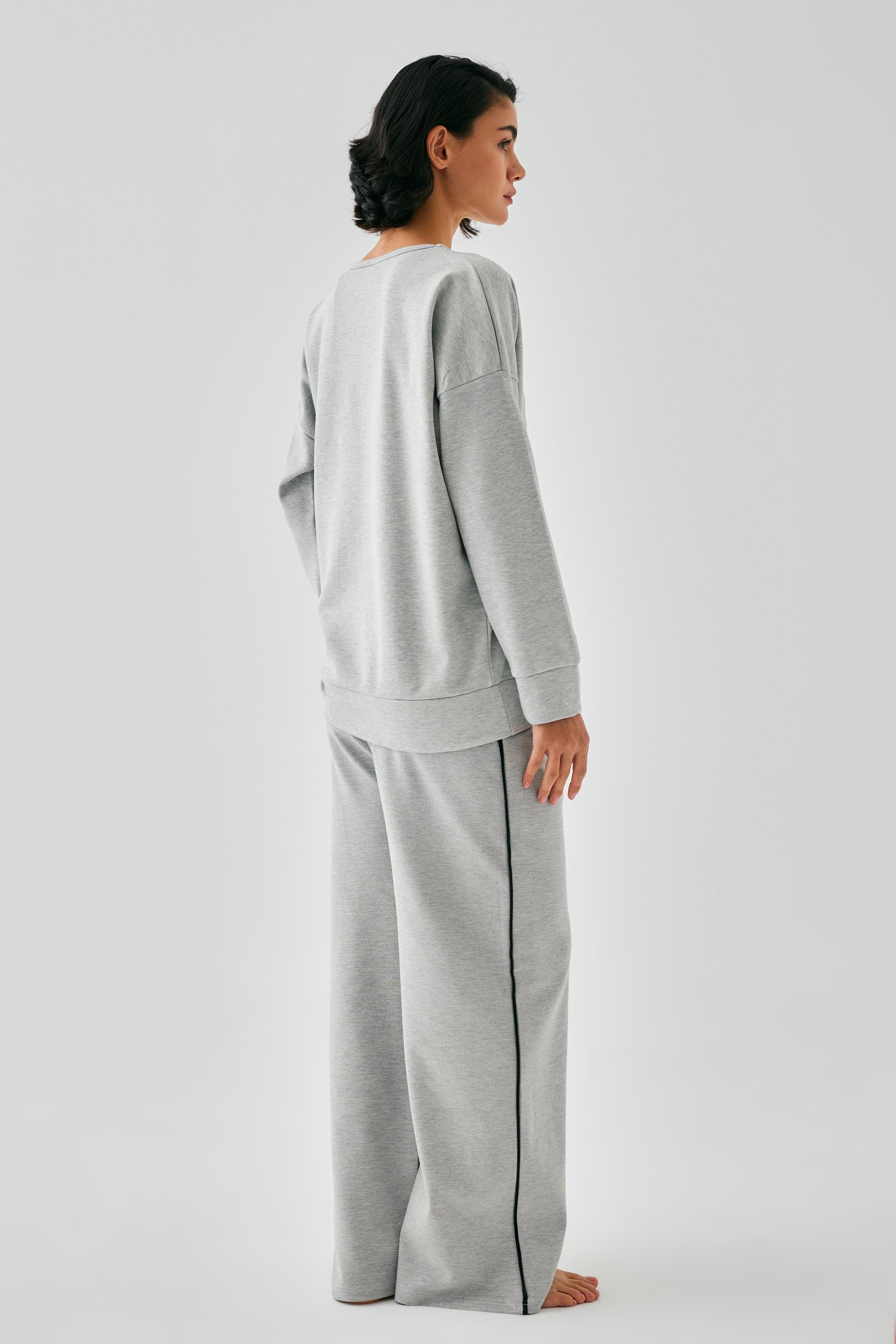 Akbeniz Kadın Gri Akrep Burcu Oversize 2 İplik Eşofman Ev Giyim Takımı