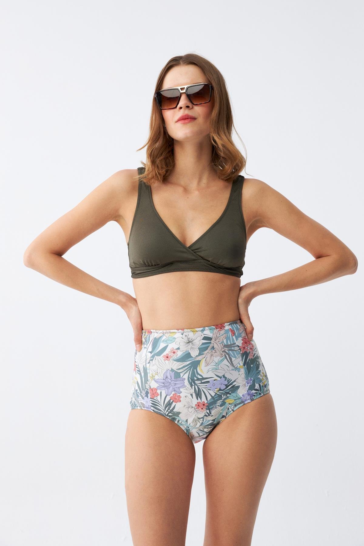 Akbeniz Kadın Haki Pedli Üst ve Yüksek Bel Çiçek Desenli Bikini Takımı