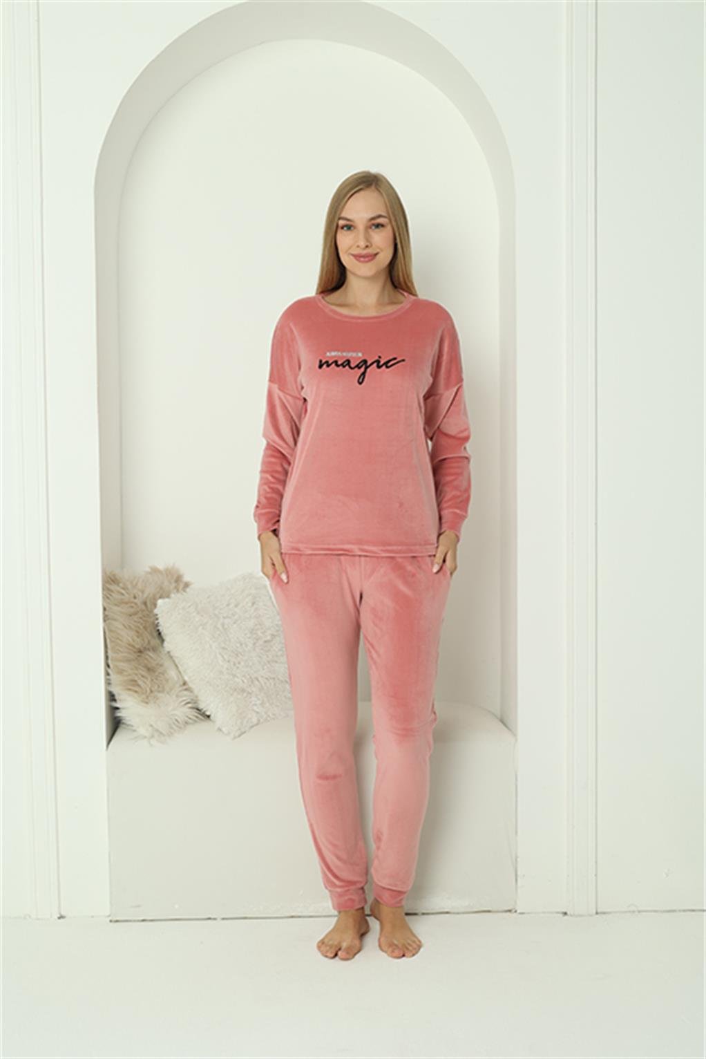 Akbeniz Kadın Kadife Pembe Pijama Takım 20624