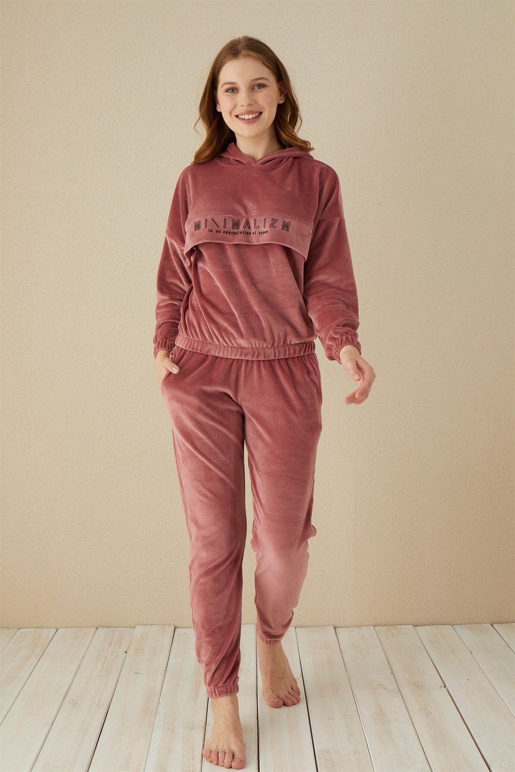 Akbeniz Kadın Kadife Pijama Takım 9048