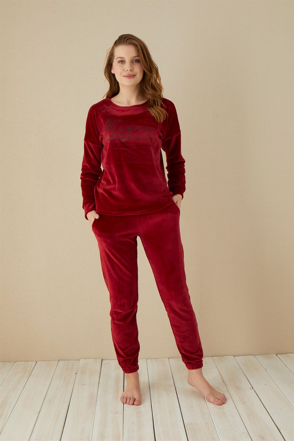 Akbeniz Kadın Kadife Pijama Takım 9050