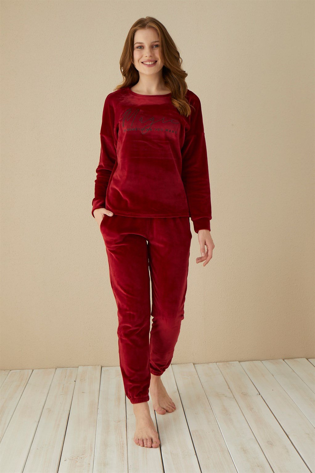 Akbeniz Kadın Kadife Pijama Takım 9050