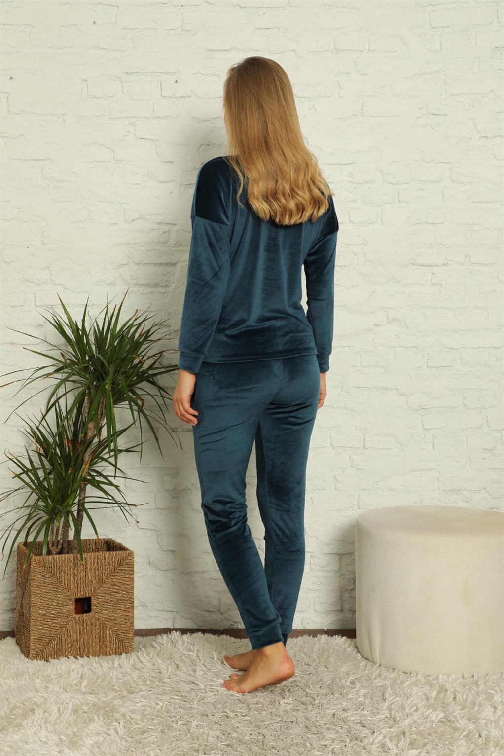 Akbeniz Kadın Kadife Uzun Kol Pijama Takım 9007