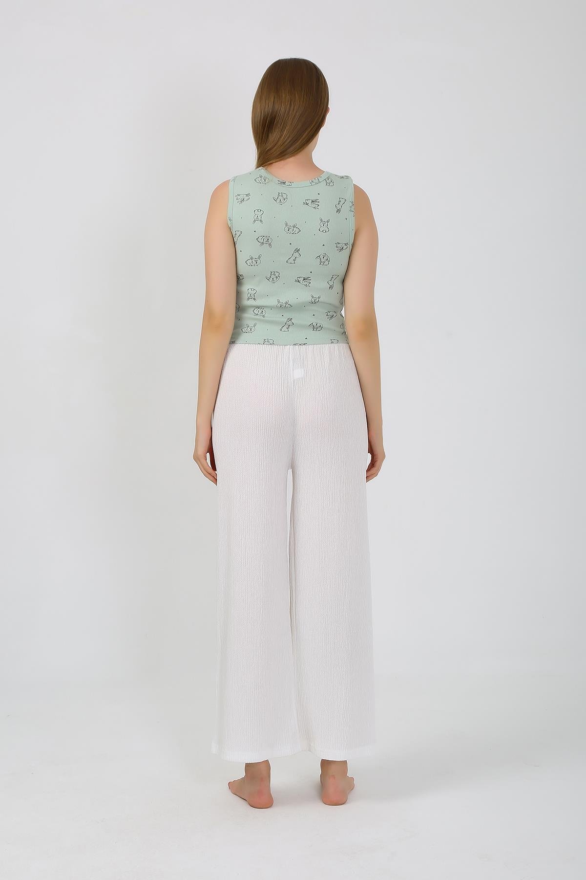 Akbeniz Kadın Kalın Askılı Body Bol Paça Pantolon 2`li Takım Beyaz 4219