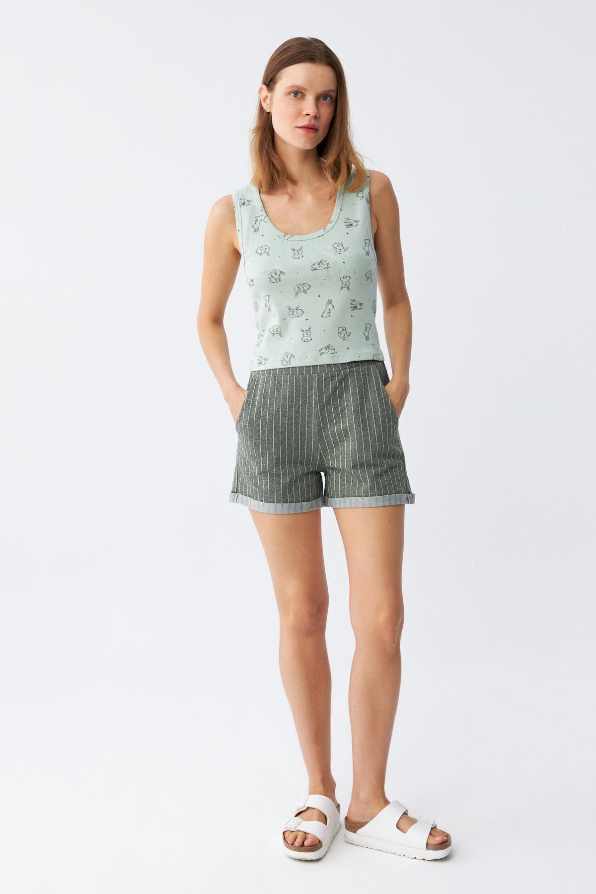 Akbeniz Kadın Kalın Askılı Şortlu Pijama Takım 3631