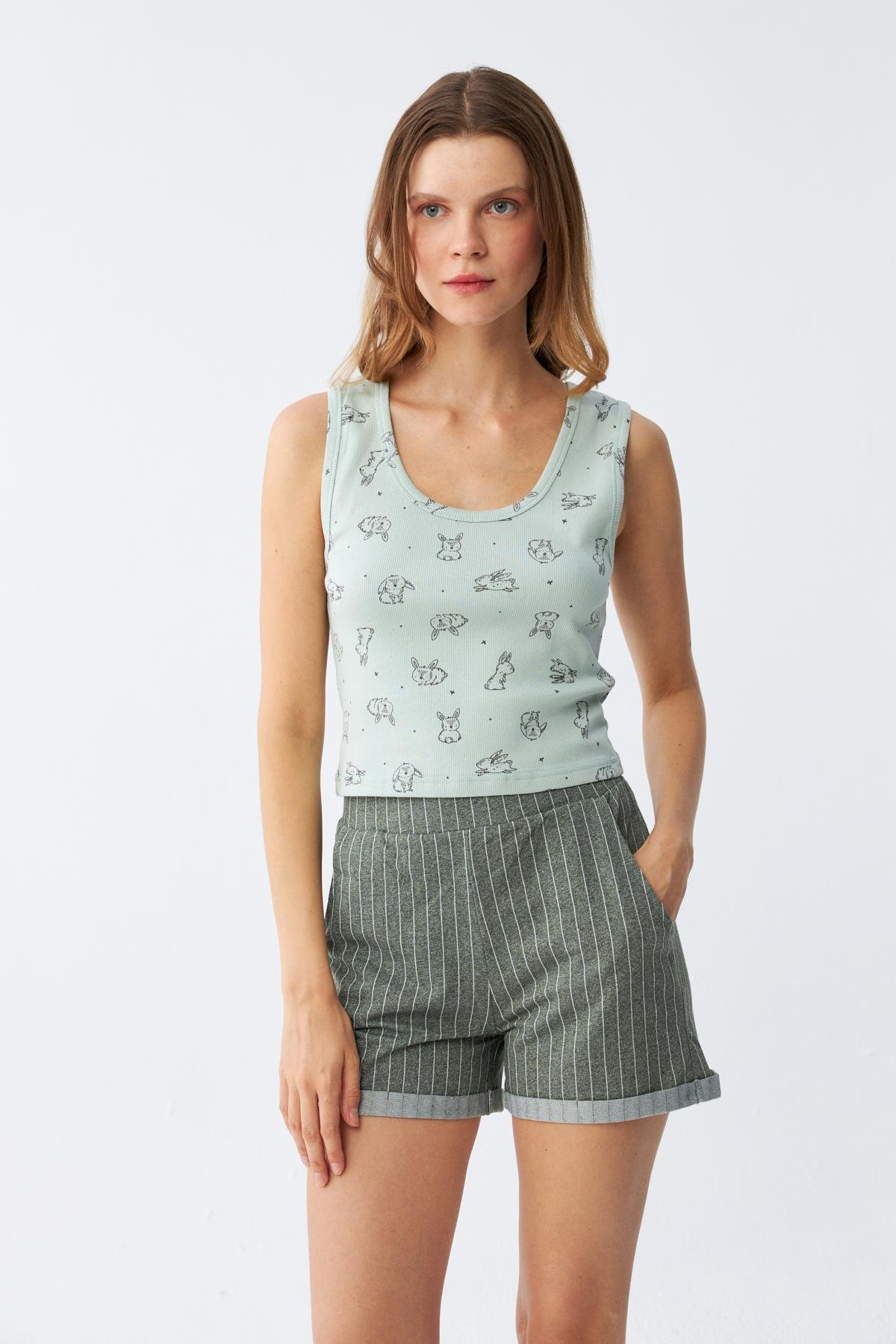 Akbeniz Kadın Kalın Askılı Şortlu Pijama Takım 3631