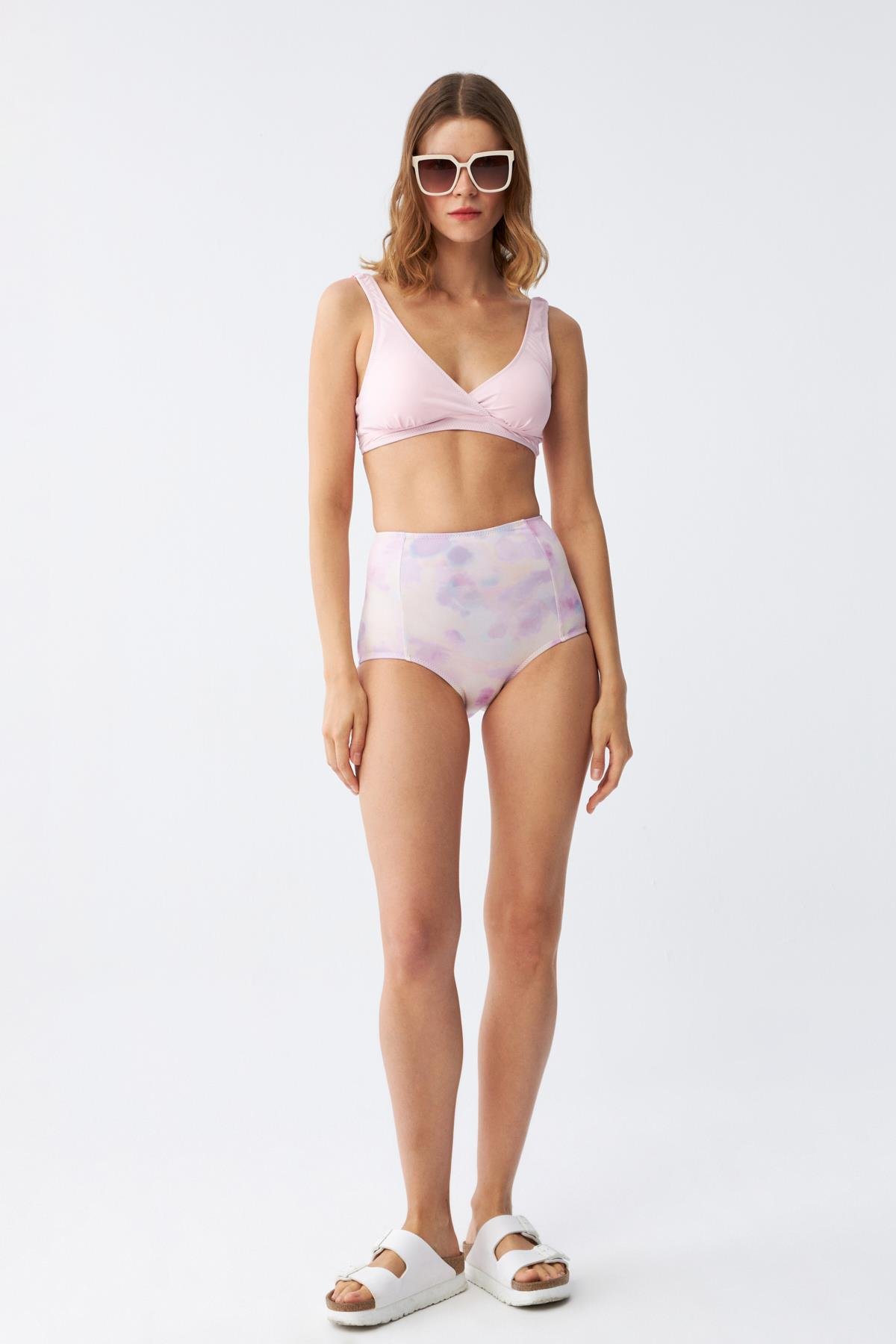 Akbeniz Kadın Pembe Pedli Üst ve Pastel Desenli Yüksek Bel Bikini Takımı
