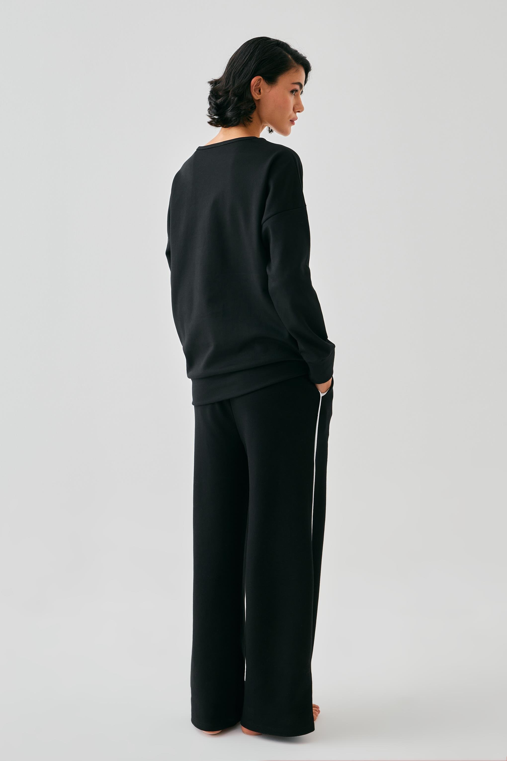 Akbeniz Kadın Siyah Akrep Burcu Oversize 2 İplik Eşofman Ev Giyim Takımı