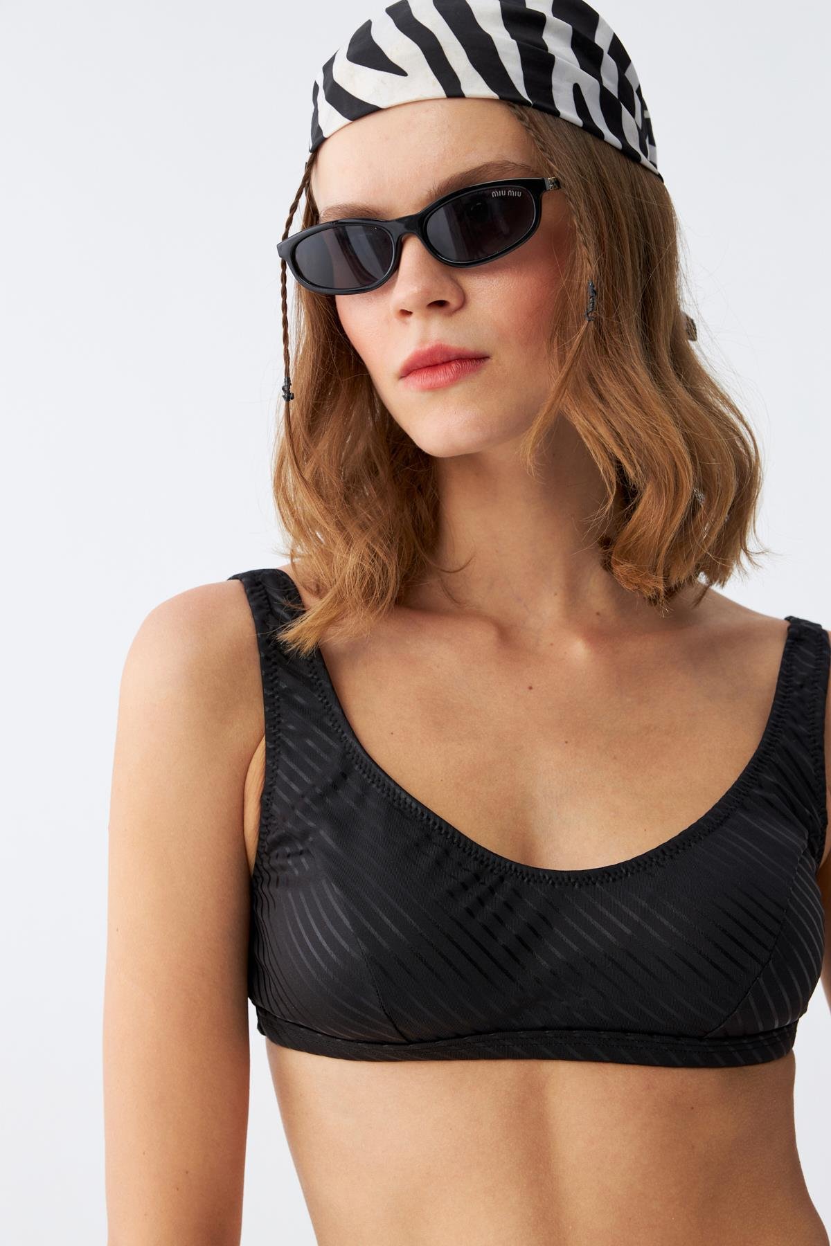 Akbeniz Kadın Siyah Pedli Yüksek Bel Bikini Takımı