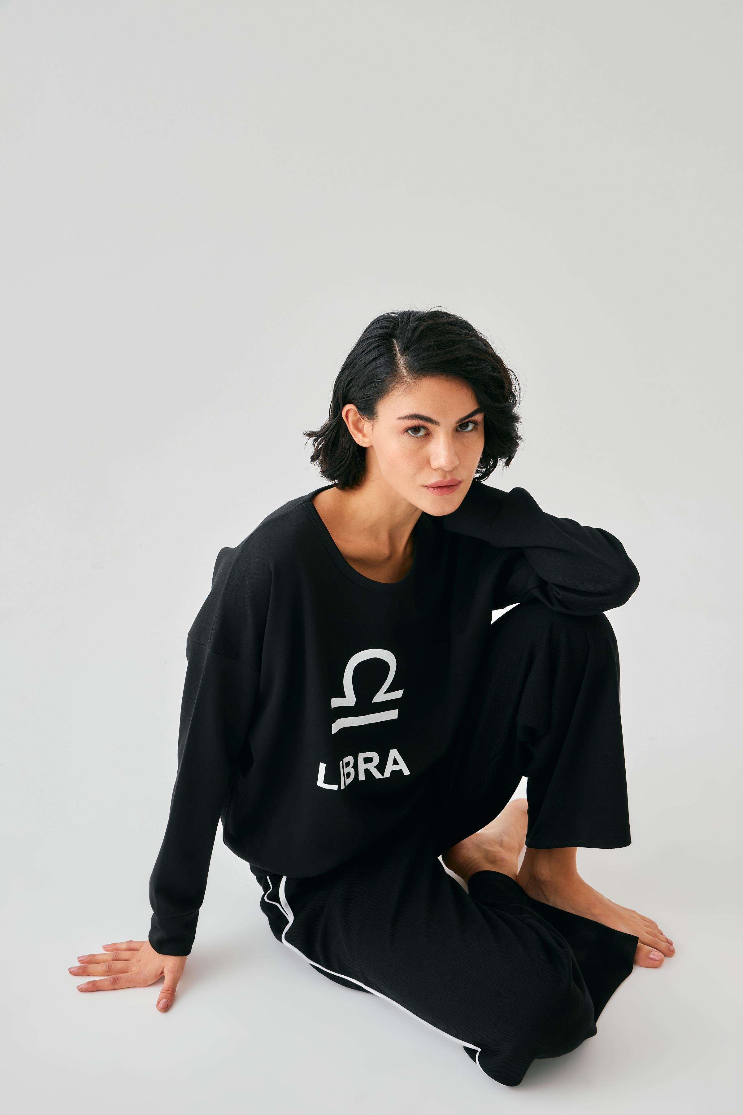 Akbeniz Kadın Siyah Terazi Burcu Oversize 2 İplik Eşofman Ev Giyim Takımı