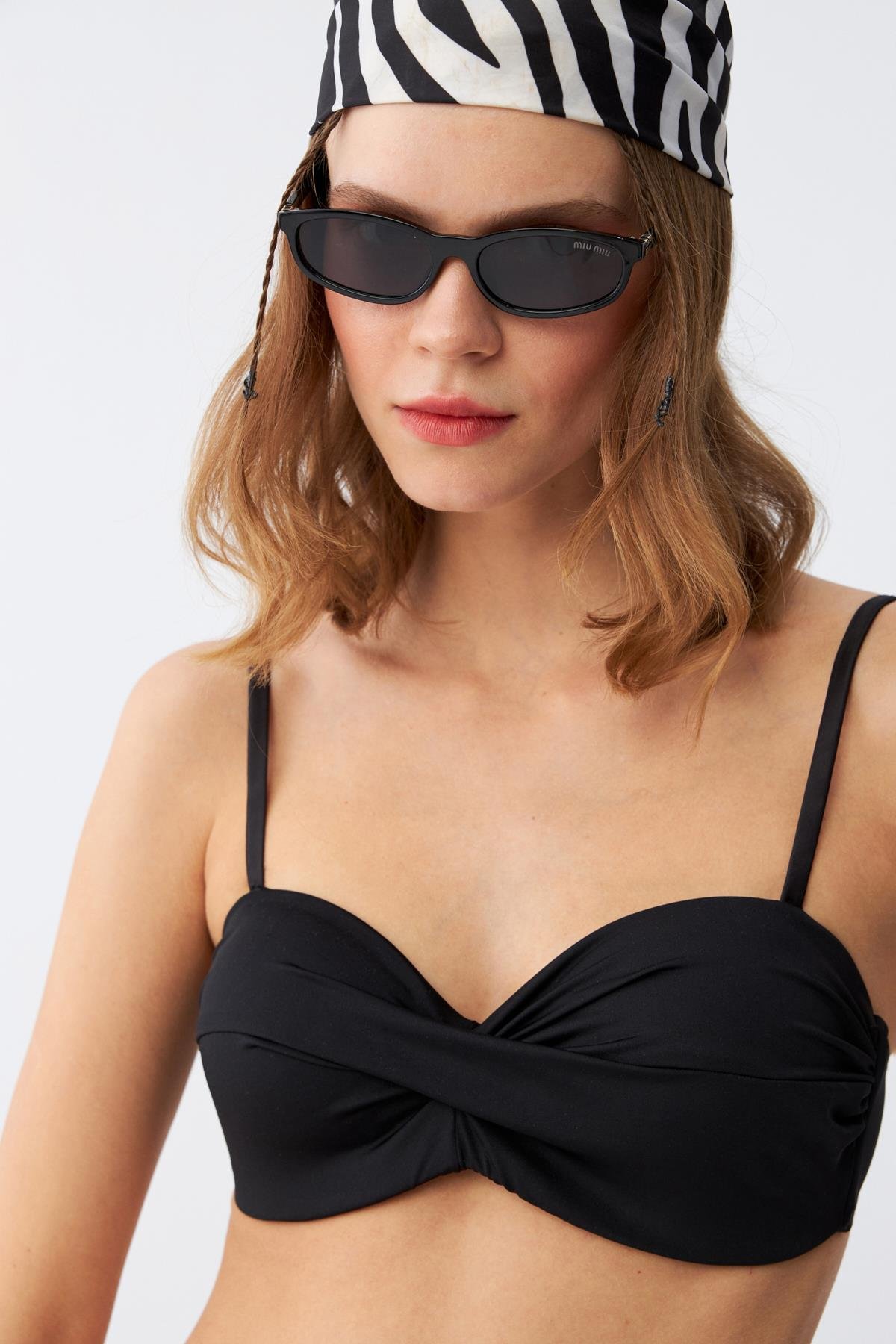 Akbeniz Kadın Straplez Siyah Bikini Takımı