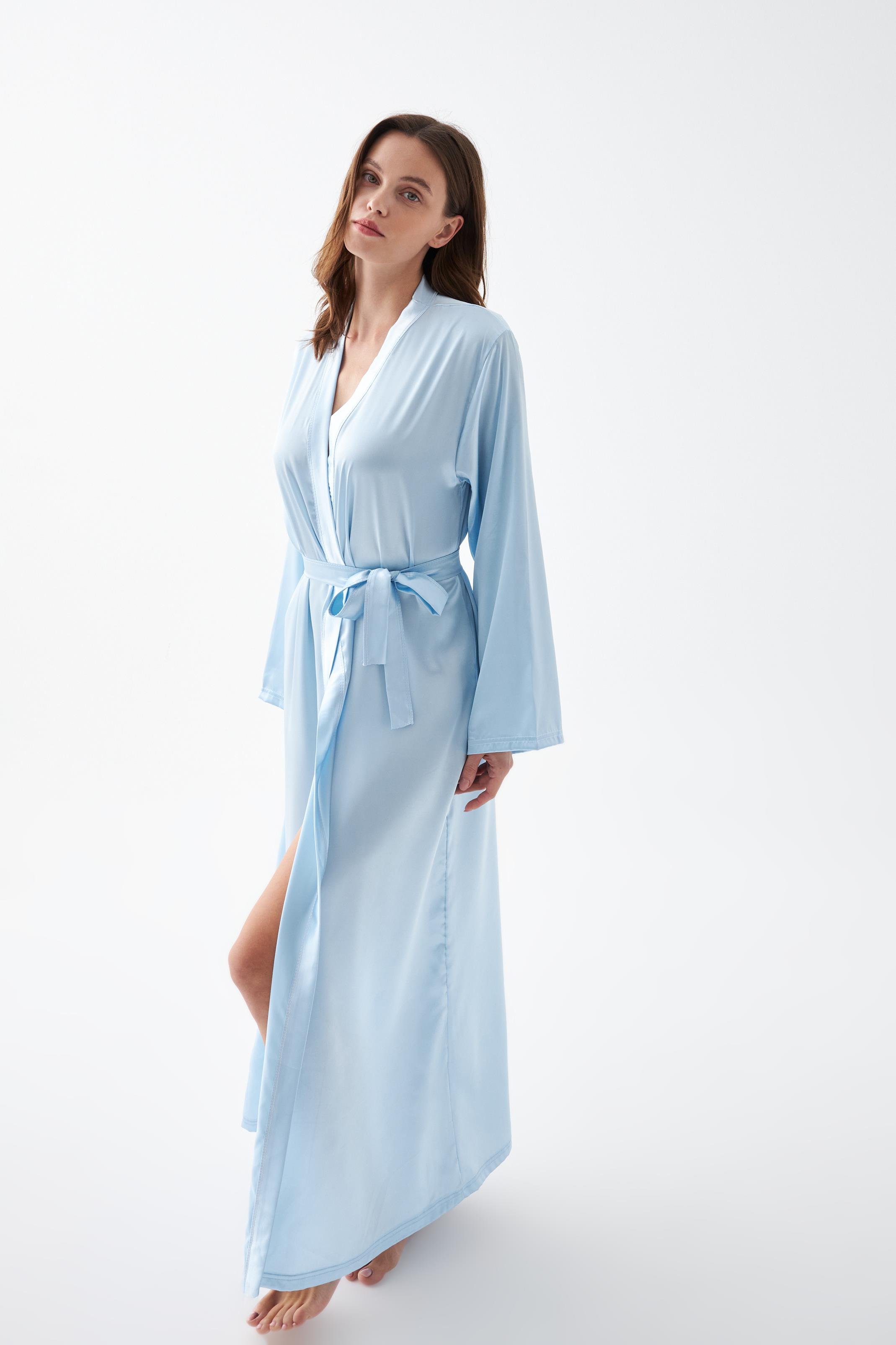 Akbeniz Kadın Uzun Mavi Saten Sabahlık