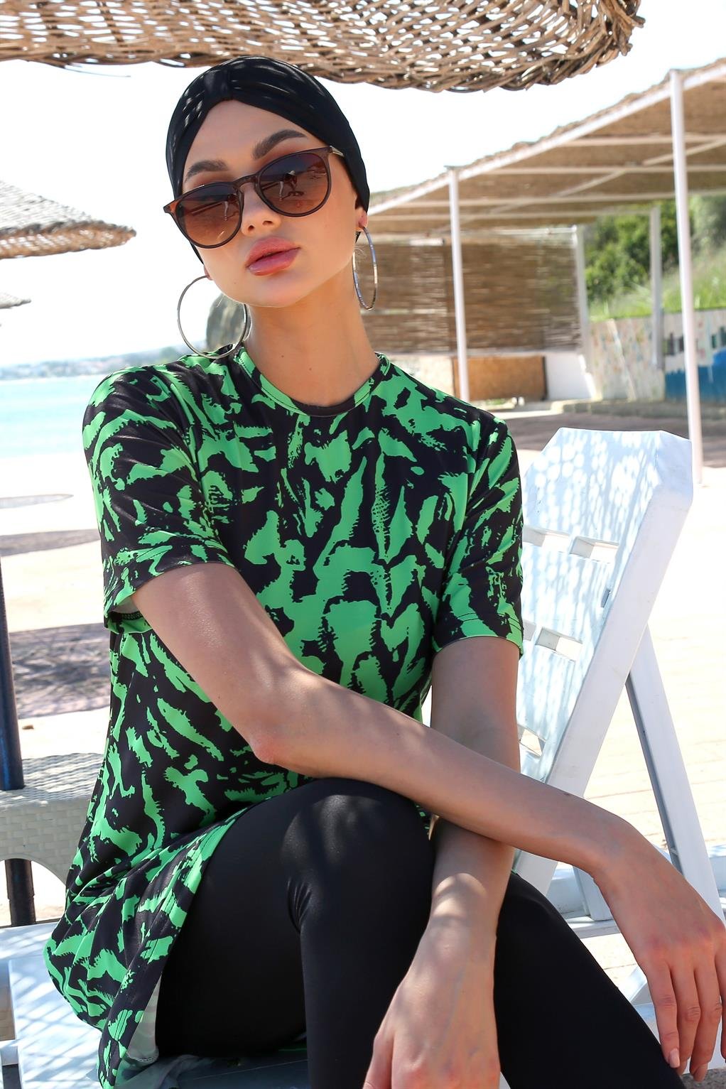 Akbeniz Kısa Kol Desenli Yarım Tesettür Mayo 33013