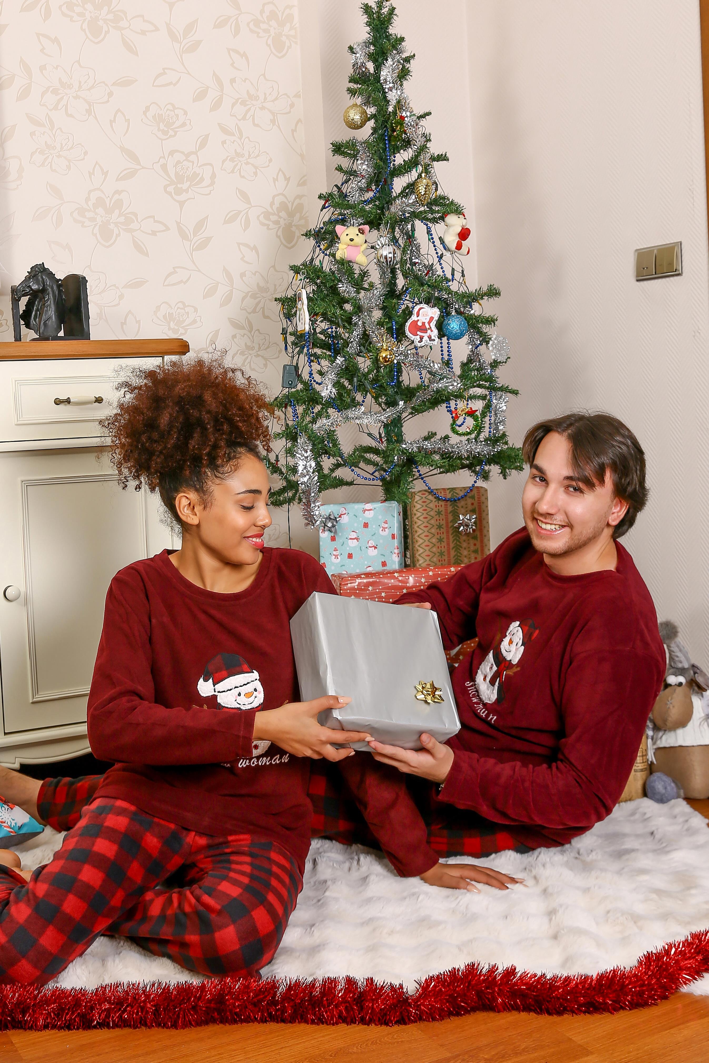 Akbeniz Welsoft Kadın Polar Sevgili Kombini Pijama Takımı 50120 Tek Takım Fiyatıdır 