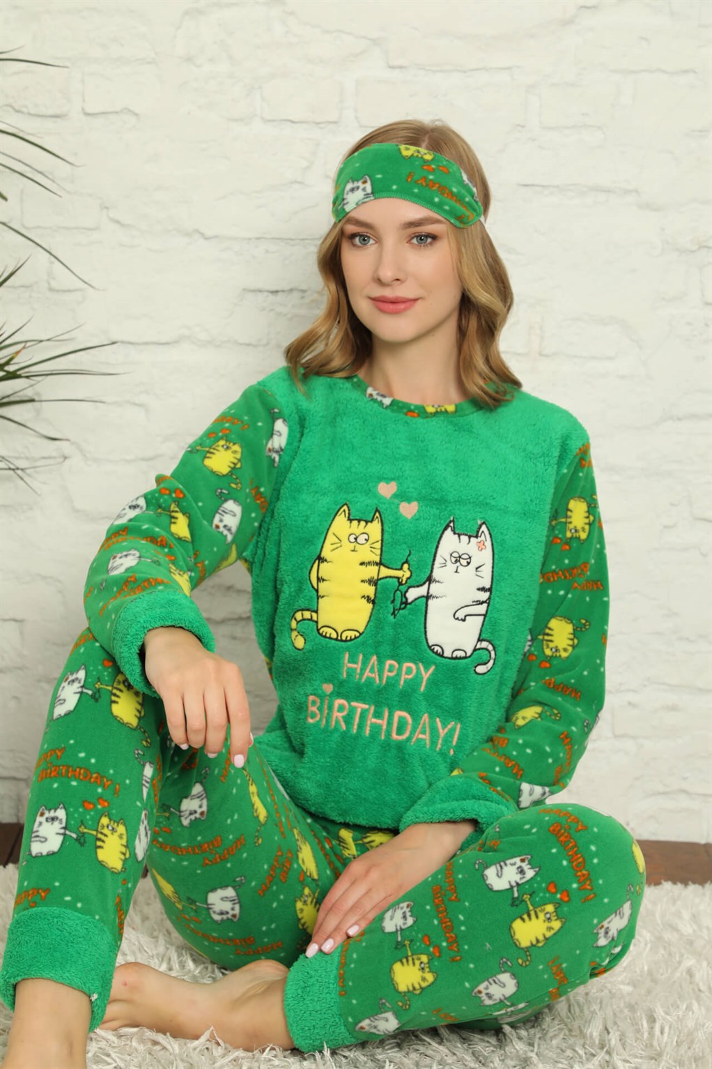Akbeniz Welsoft Polar Kadın Manşetli Pijama Takımı 8428