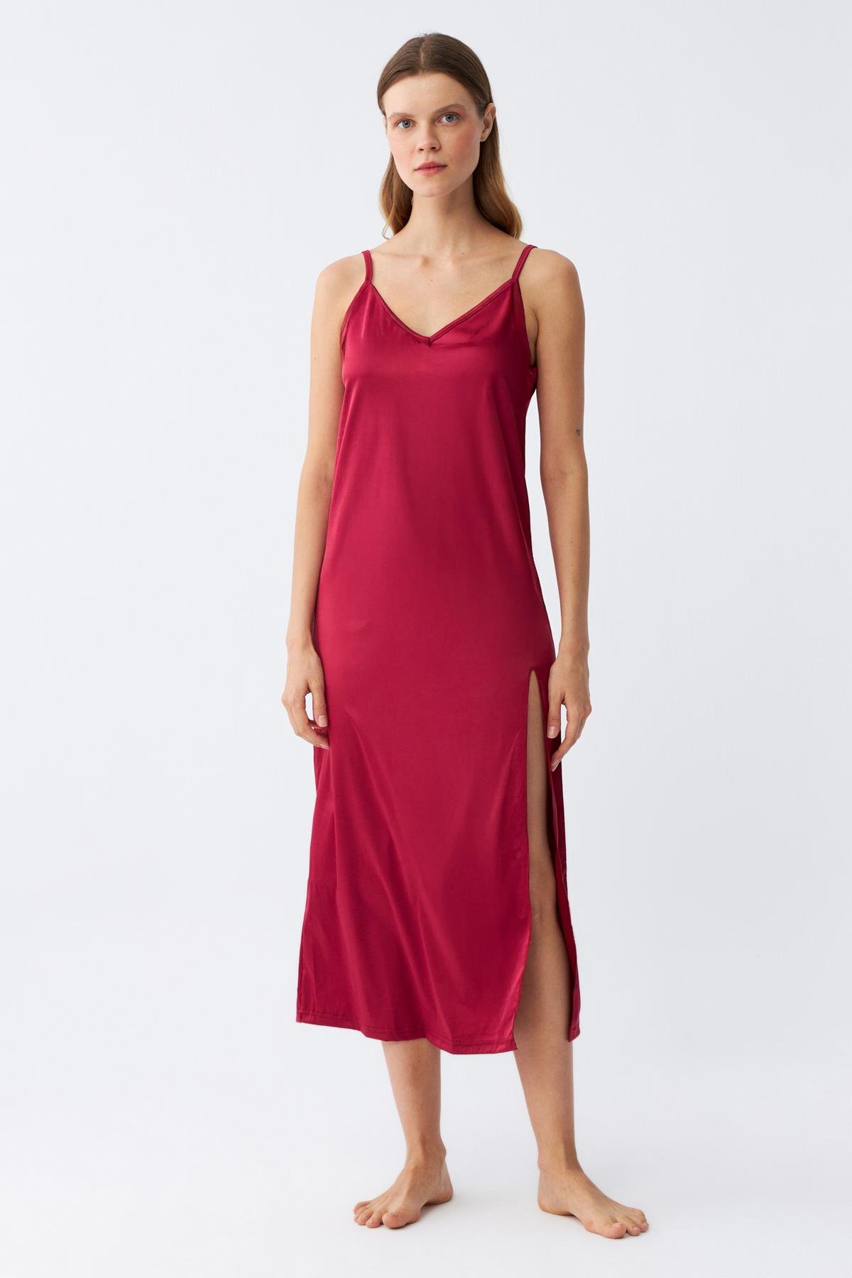 Akbeniz Yırtmaçlı Uzun Saten Gecelik Bordo 7410