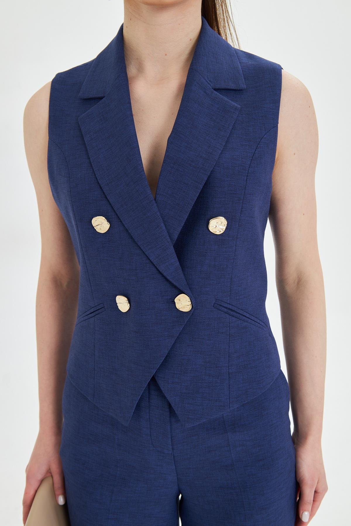 Gold Düğmeli Kısa Yelek Takım Lacivert