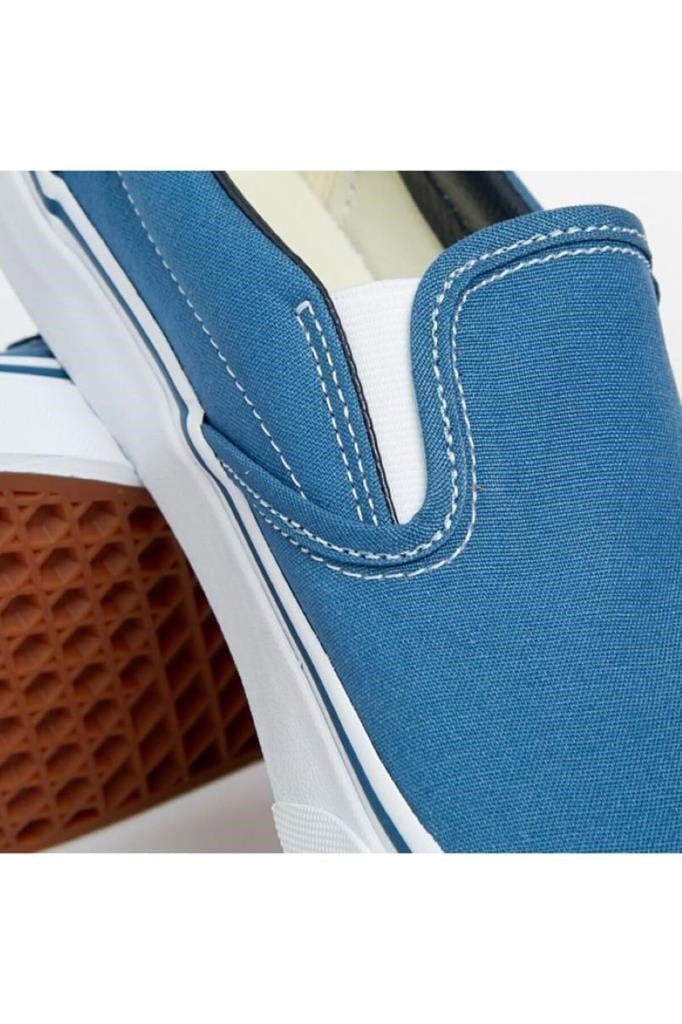 Classic Slip-On Navy VN000EYENVY1