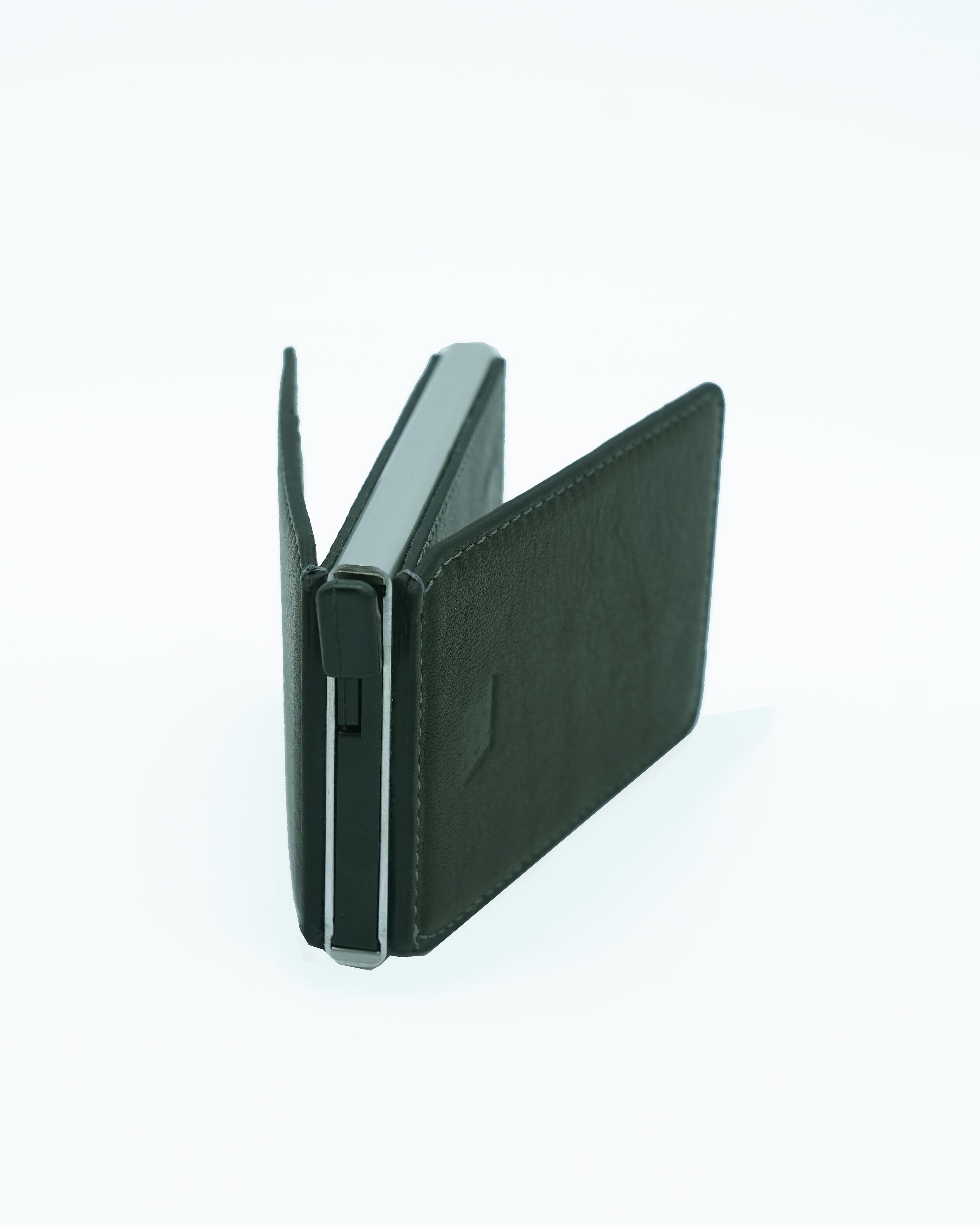Deri mekanizmalı kartlık yeşil 004K